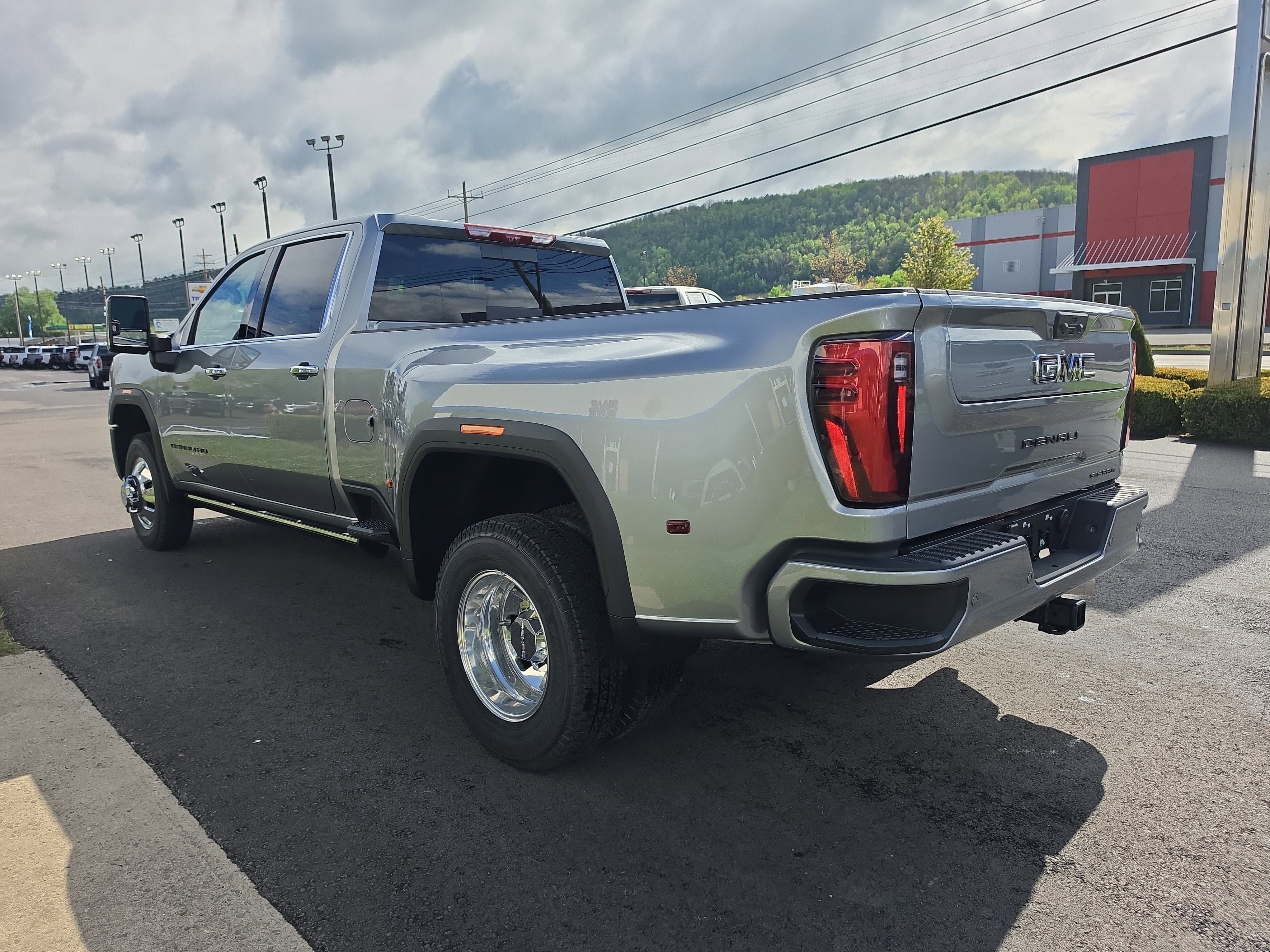 2026 GMC Sierra 3500 HD Denali Ultimate DRW