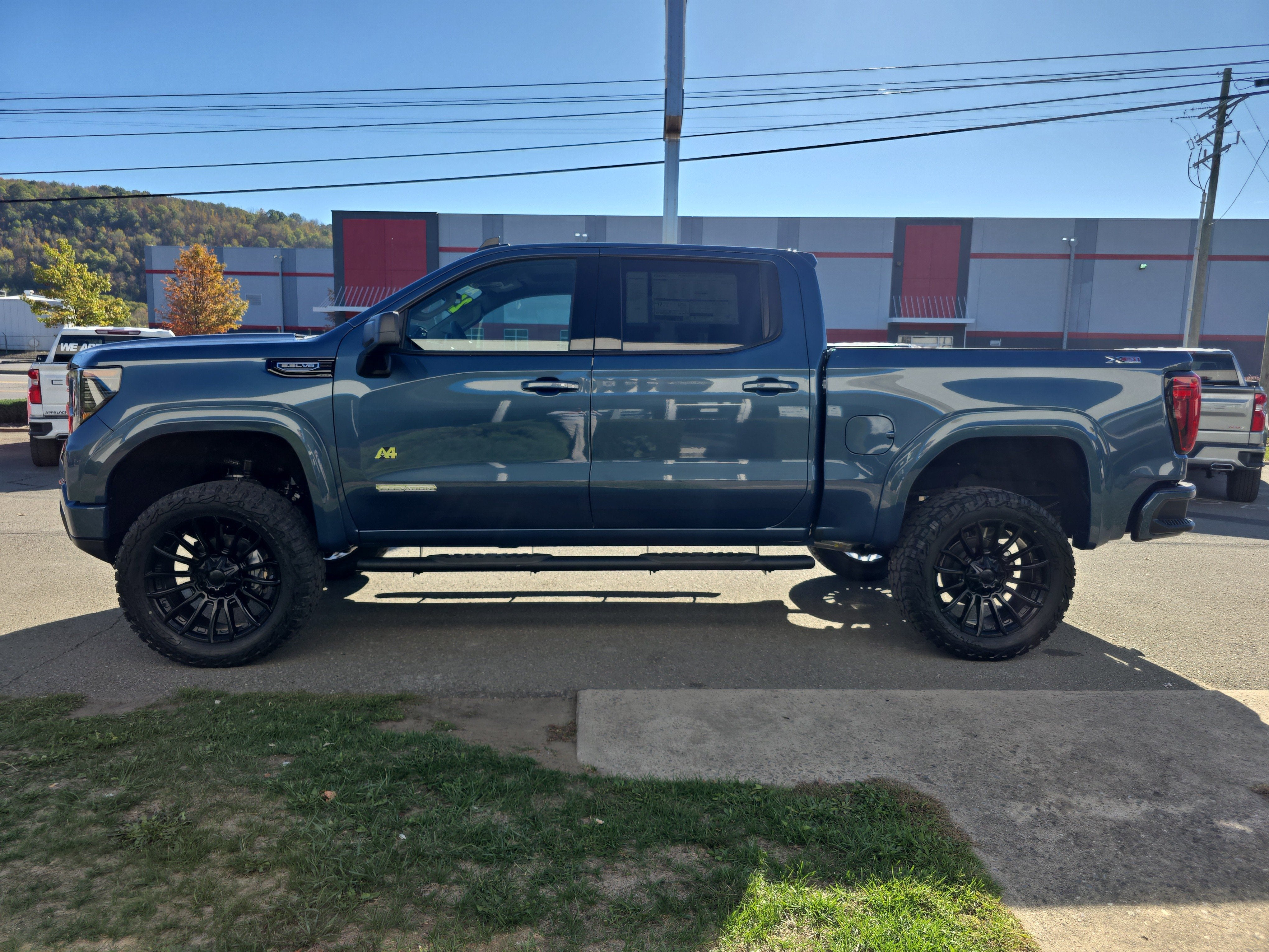 2025 GMC Sierra 1500 Elevation