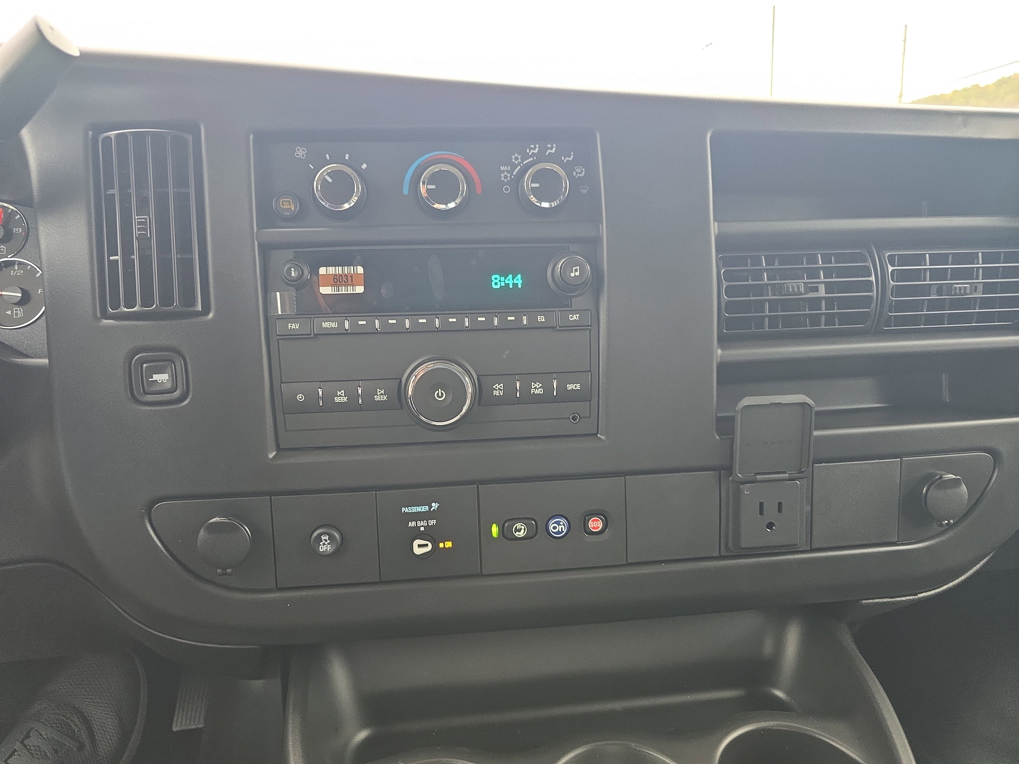 2025 GMC Savana Cargo Work Van