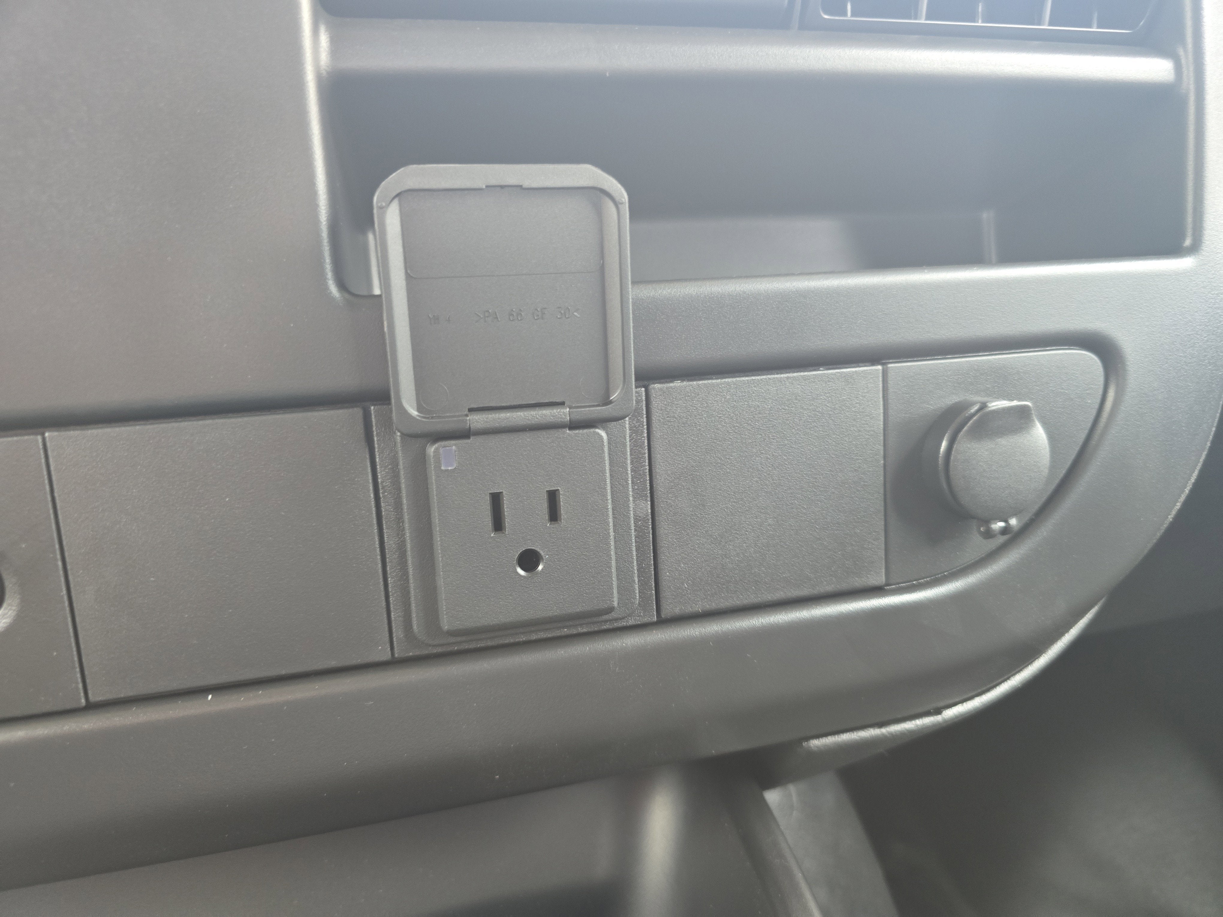 2025 GMC Savana Cargo Work Van