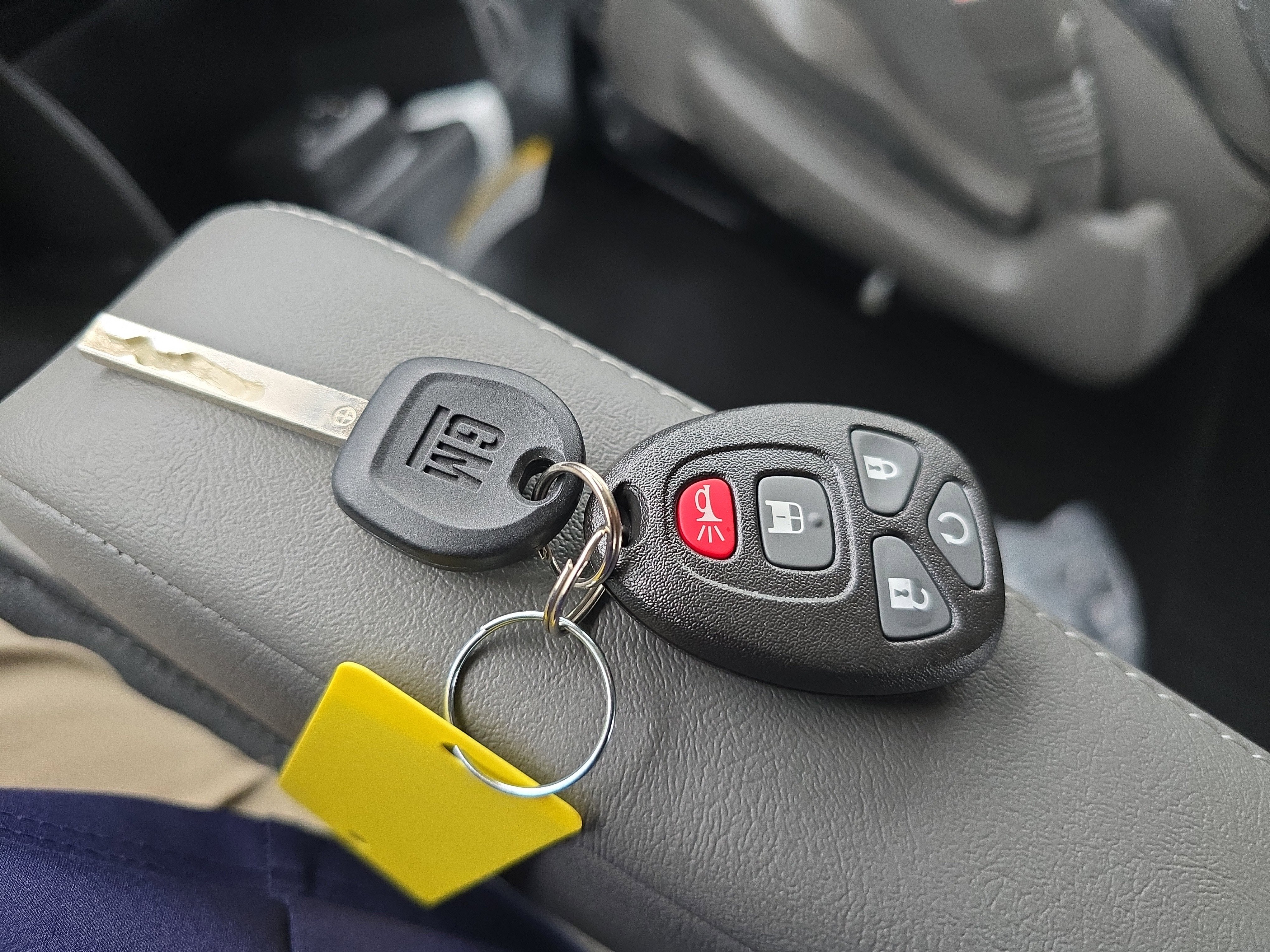 2025 GMC Savana Cargo Work Van