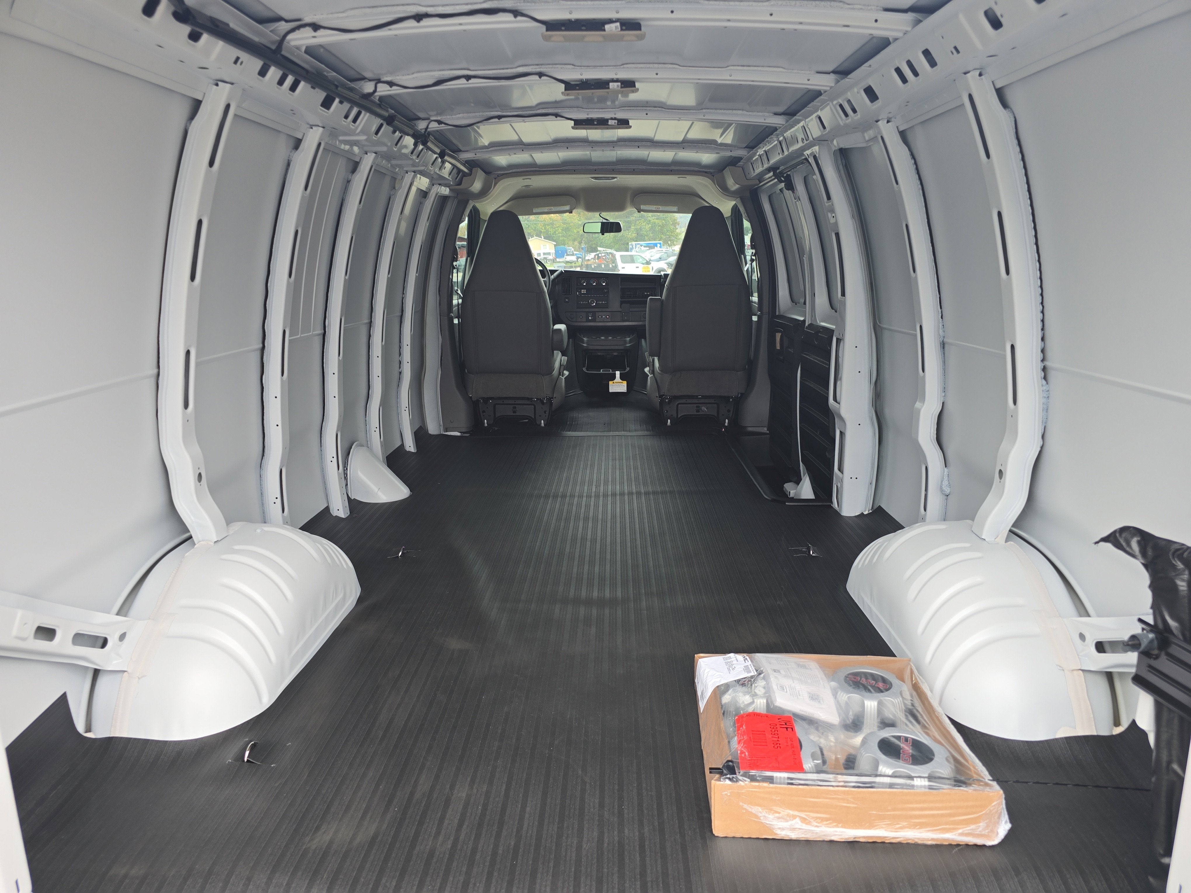 2025 GMC Savana Cargo Work Van