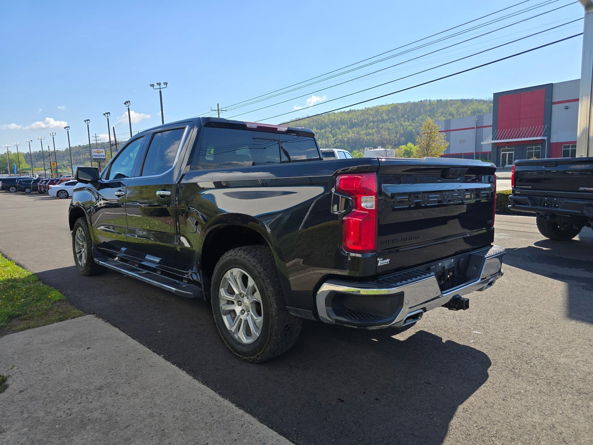 2023 Chevrolet Silverado 1500 LTZ