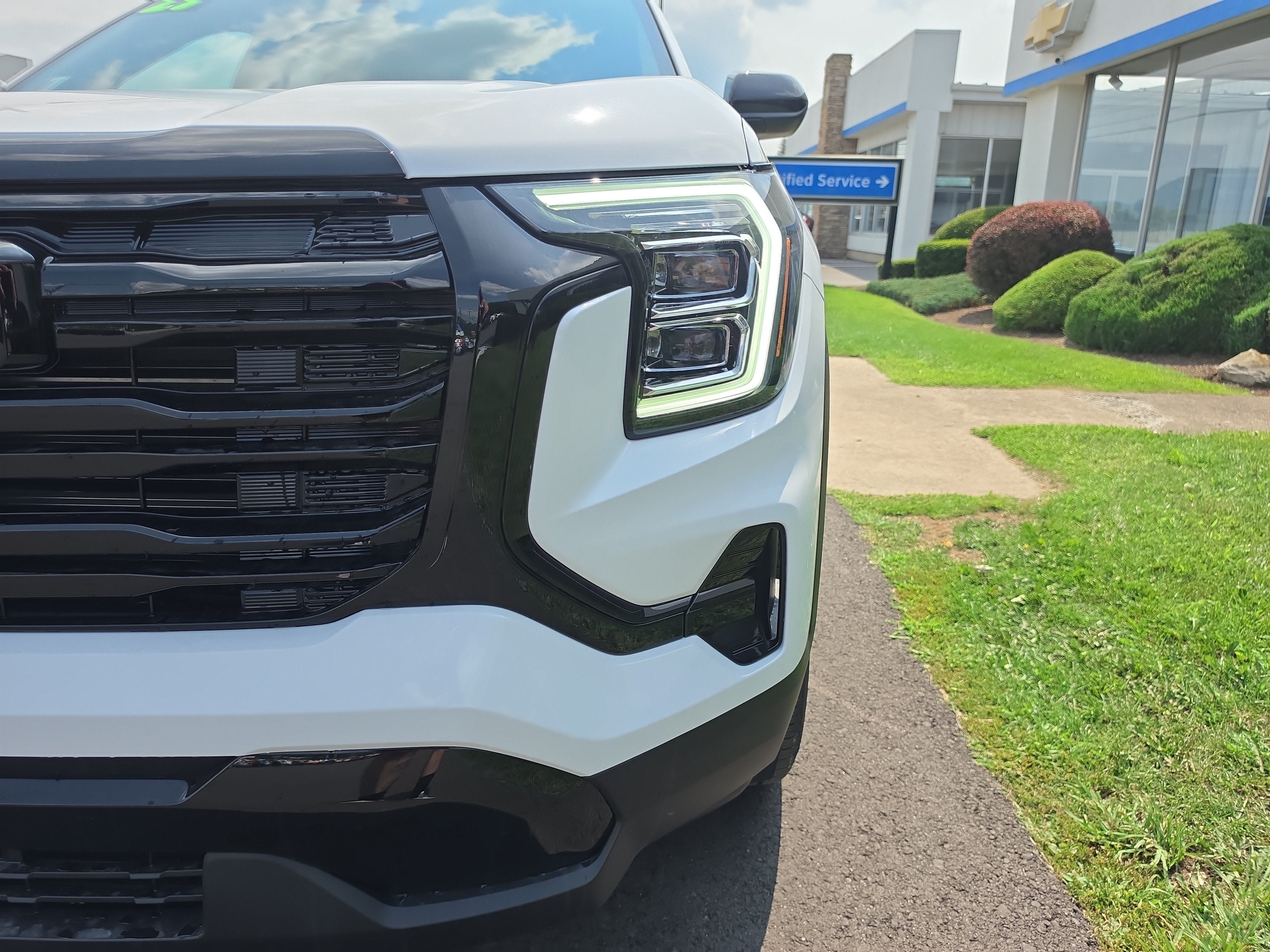 2027 GMC Terrain Elevation