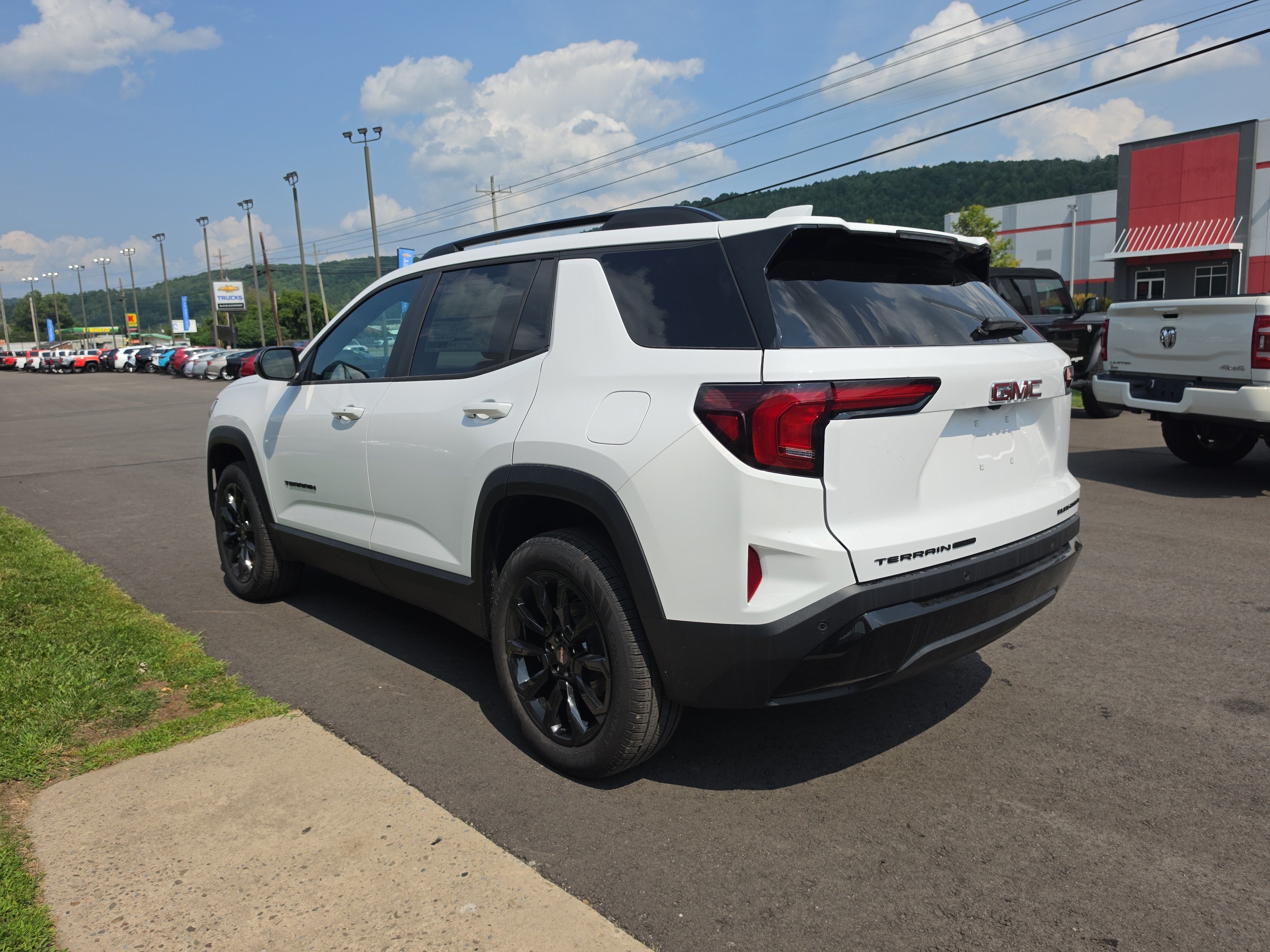 2027 GMC Terrain Elevation