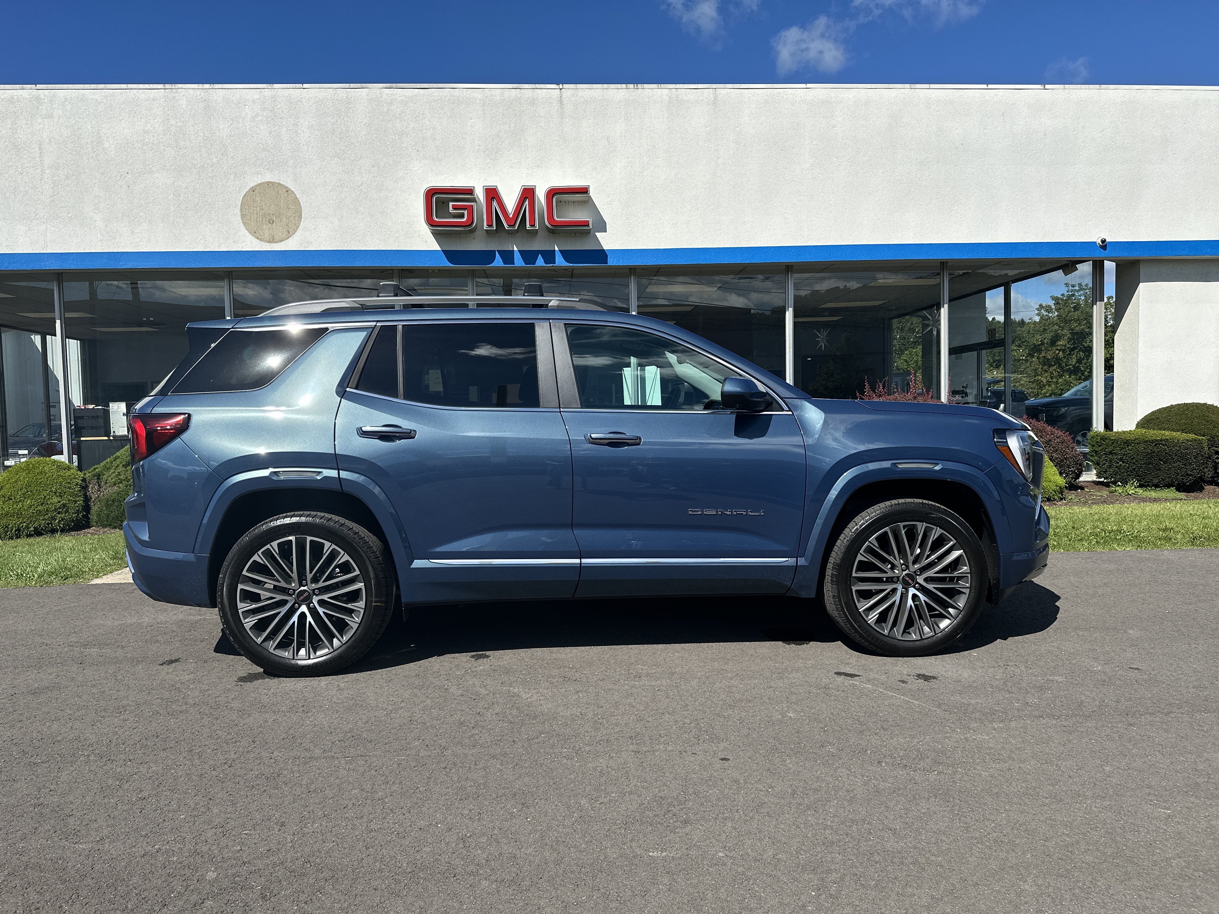 2027 GMC Terrain Denali