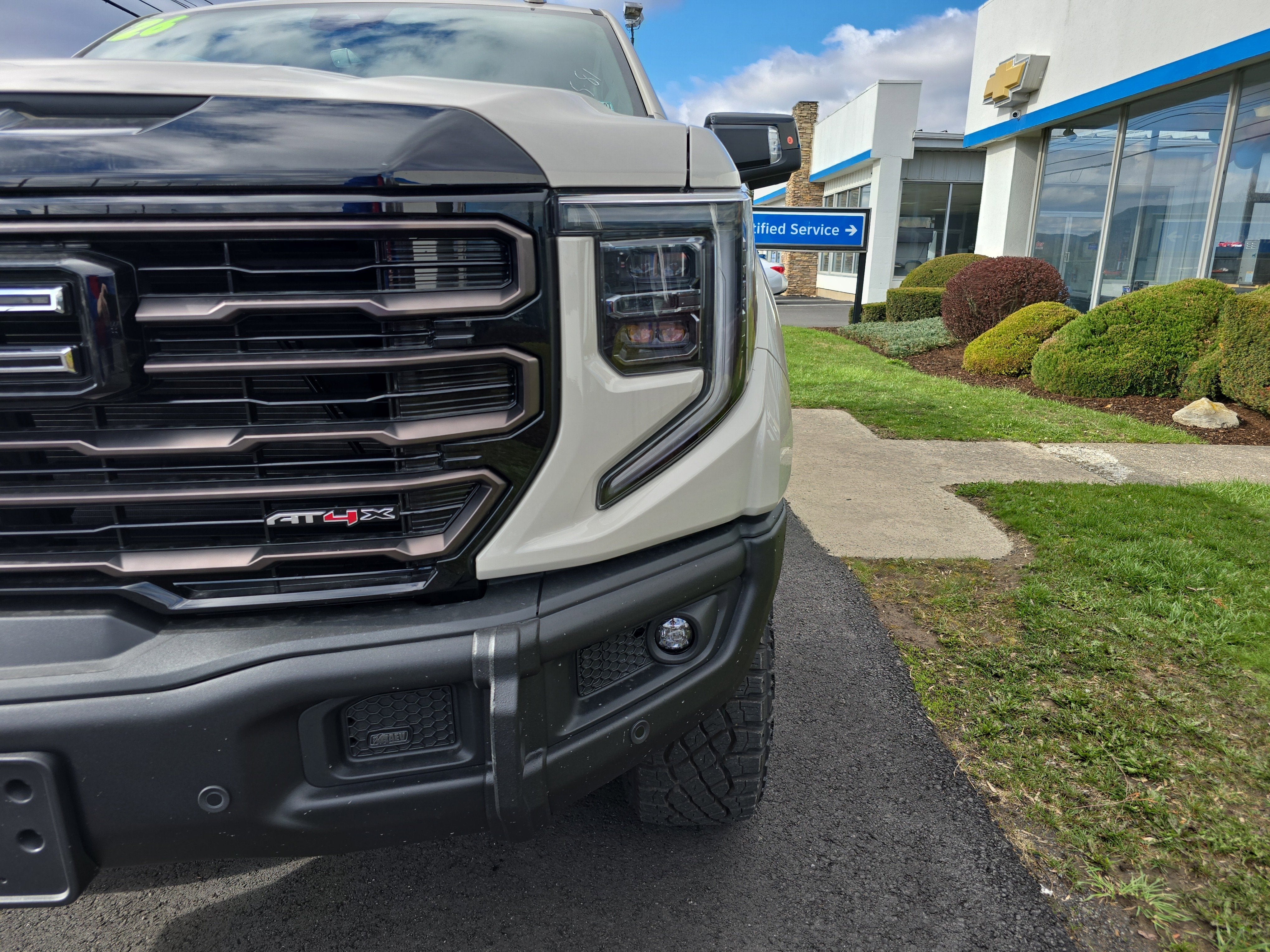 2026 GMC Sierra 1500 AT4X