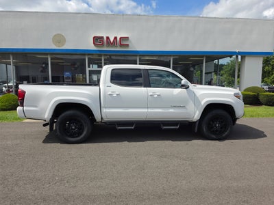2022 Toyota Tacoma 4WD SR