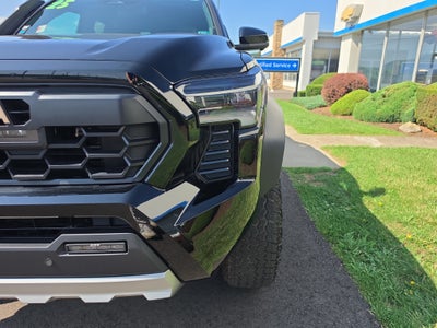 2025 Toyota Tacoma 4WD TRD Sport Hybrid