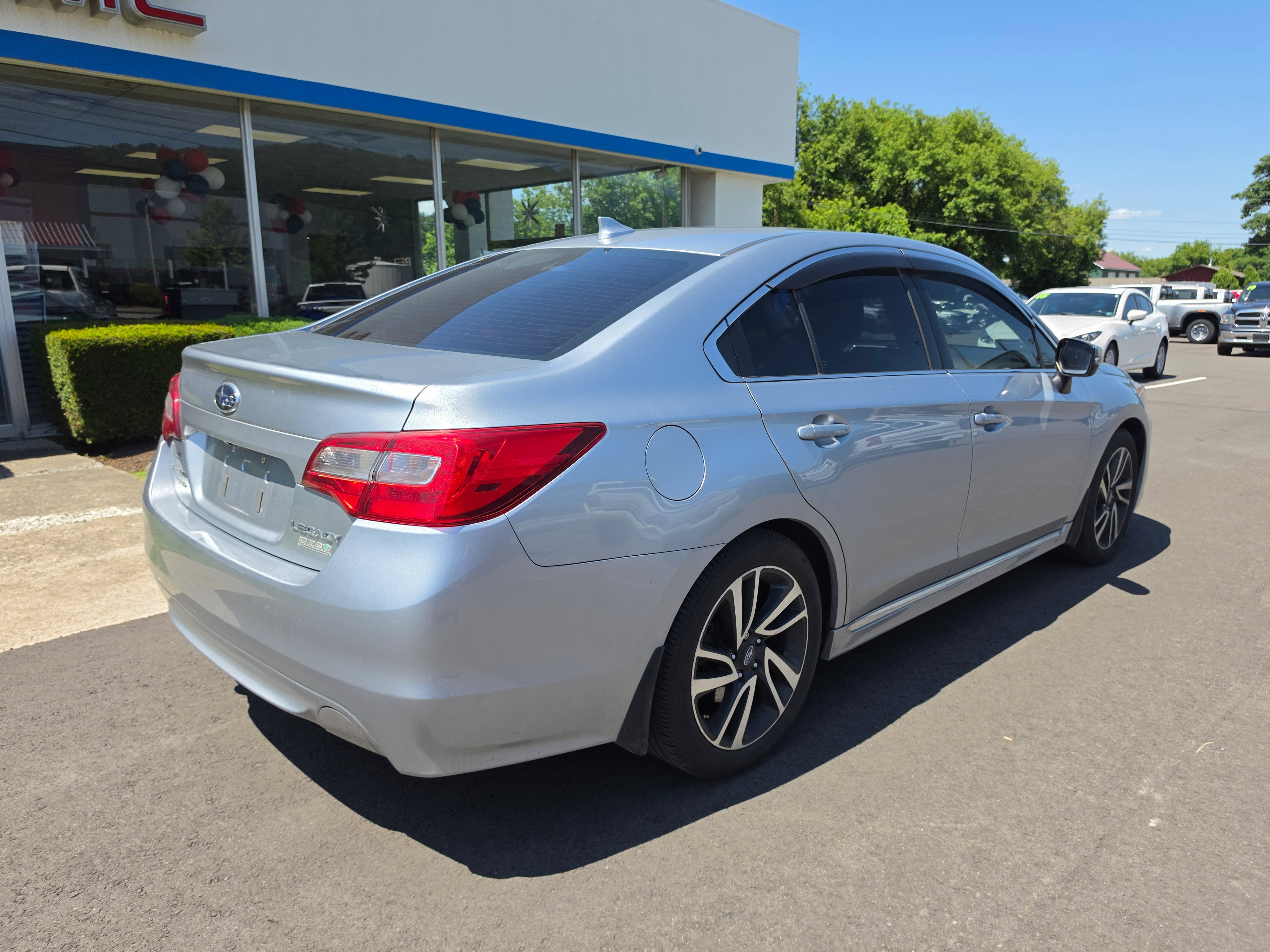 2017 Subaru Legacy Sport