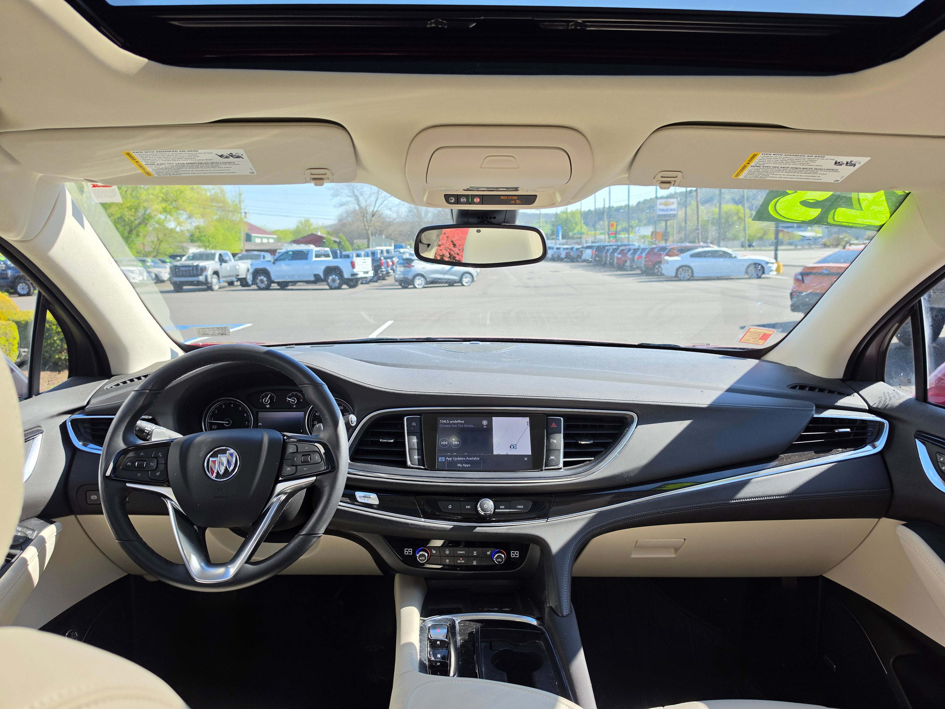 2023 Buick Enclave Essence