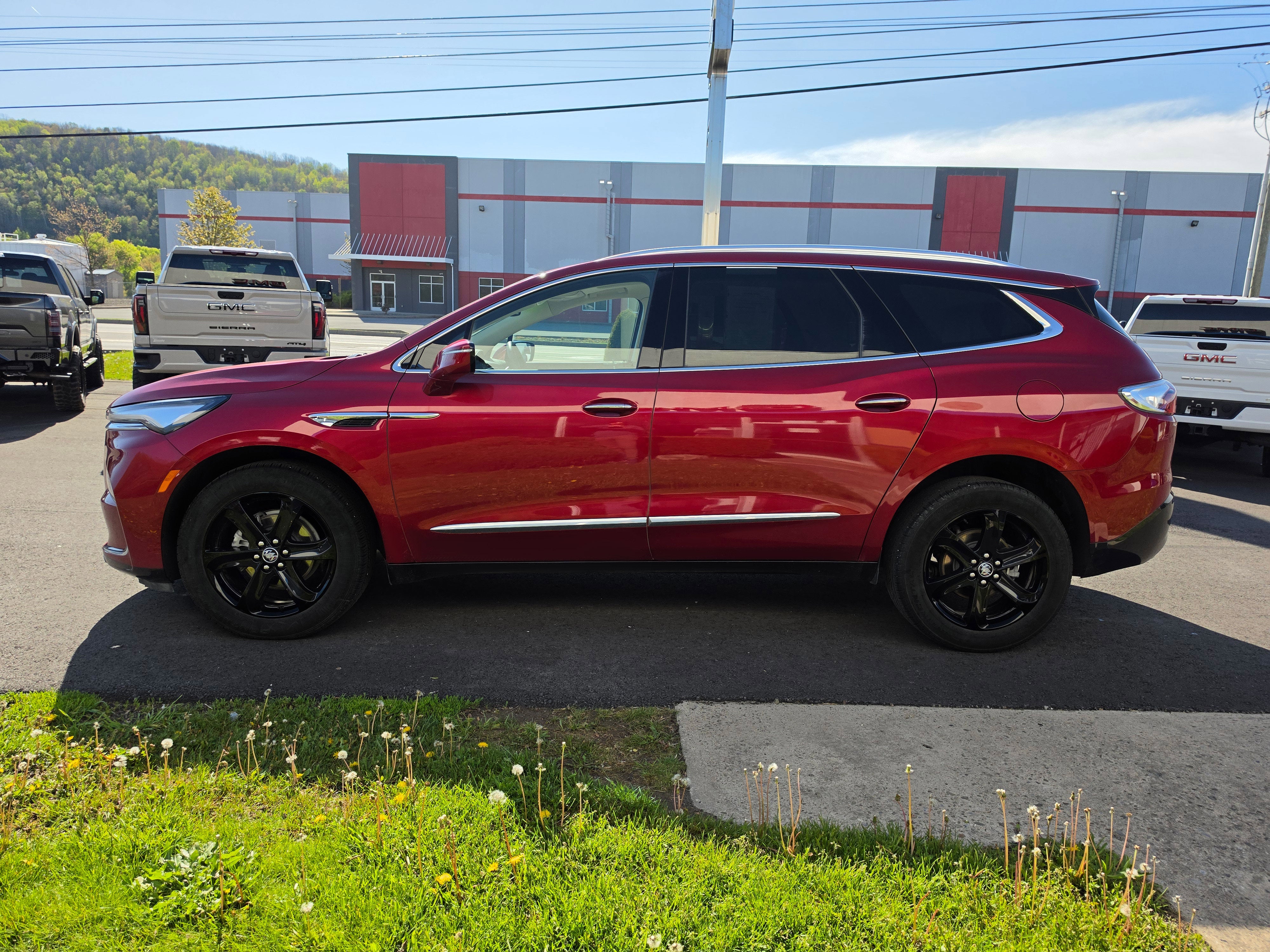 2023 Buick Enclave Essence