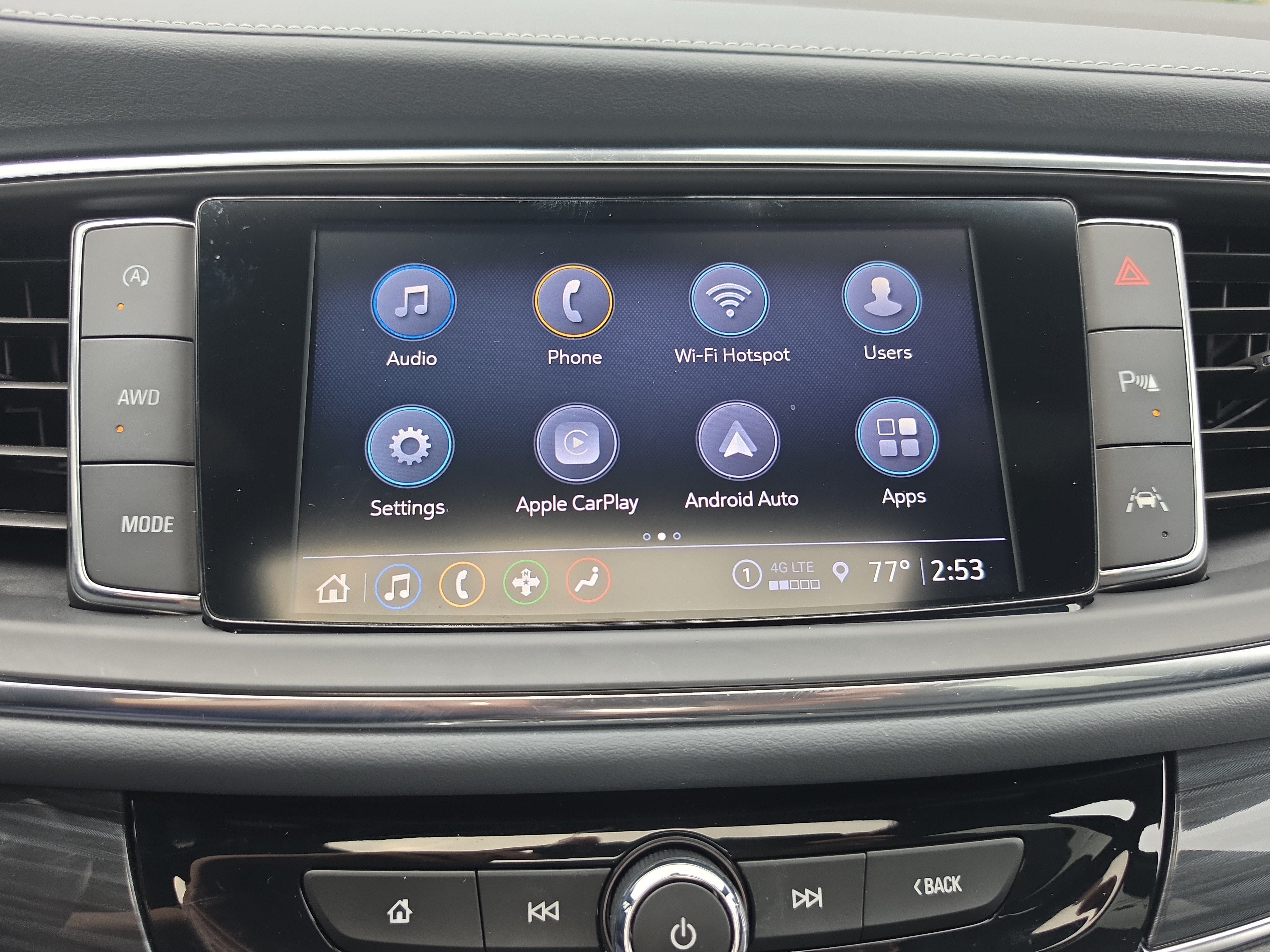 2024 Buick Enclave Essence