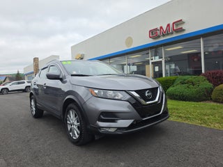 2022 Nissan Rogue Sport SV