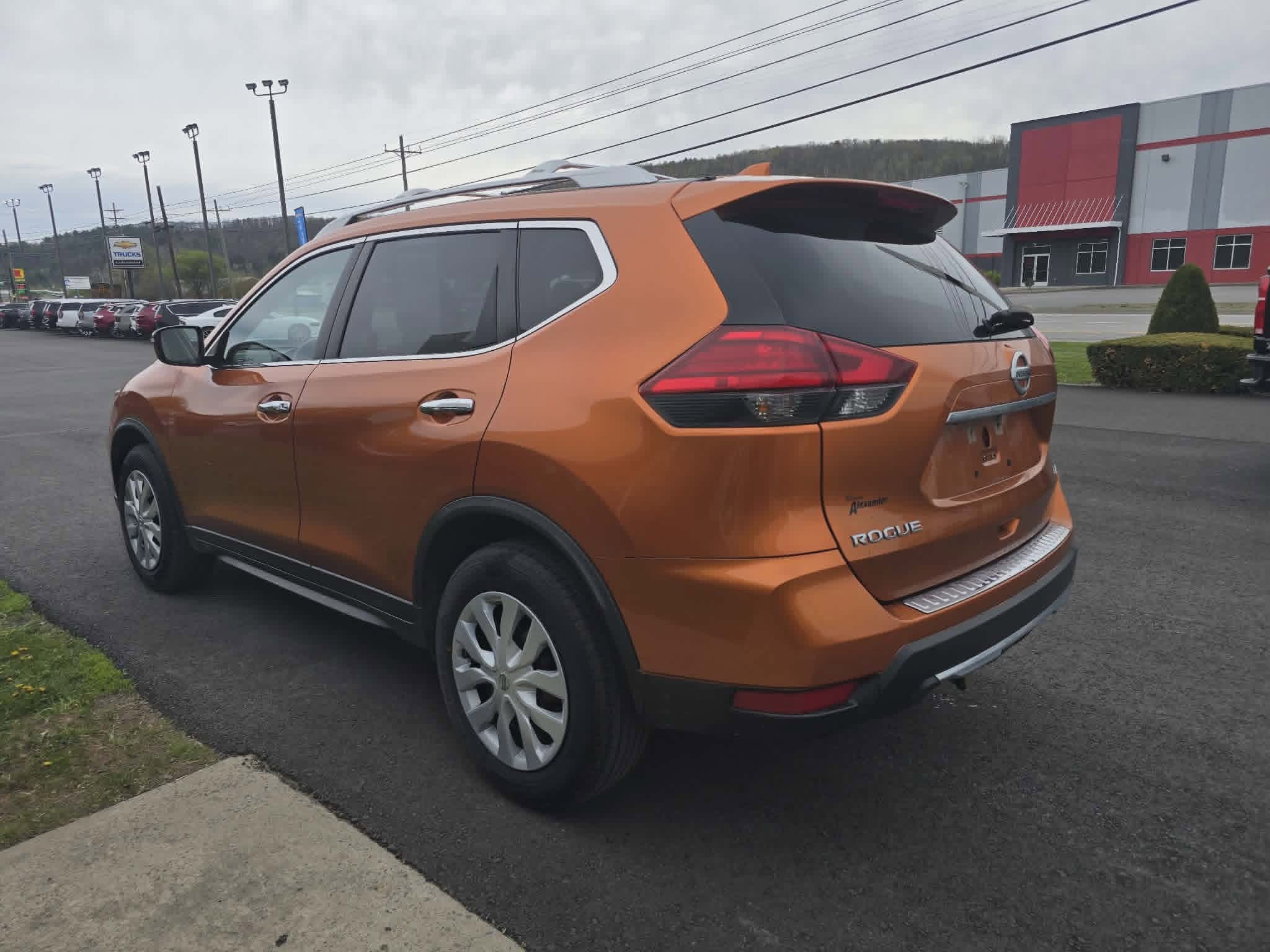 2017 Nissan Rogue S
