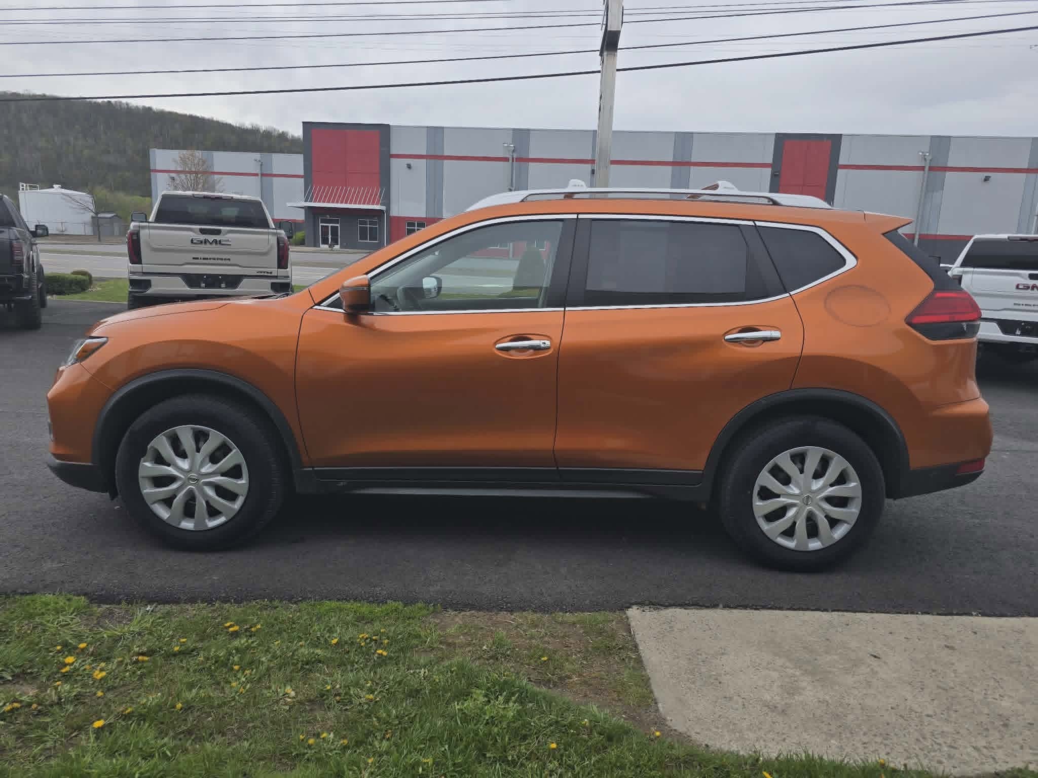 2017 Nissan Rogue S