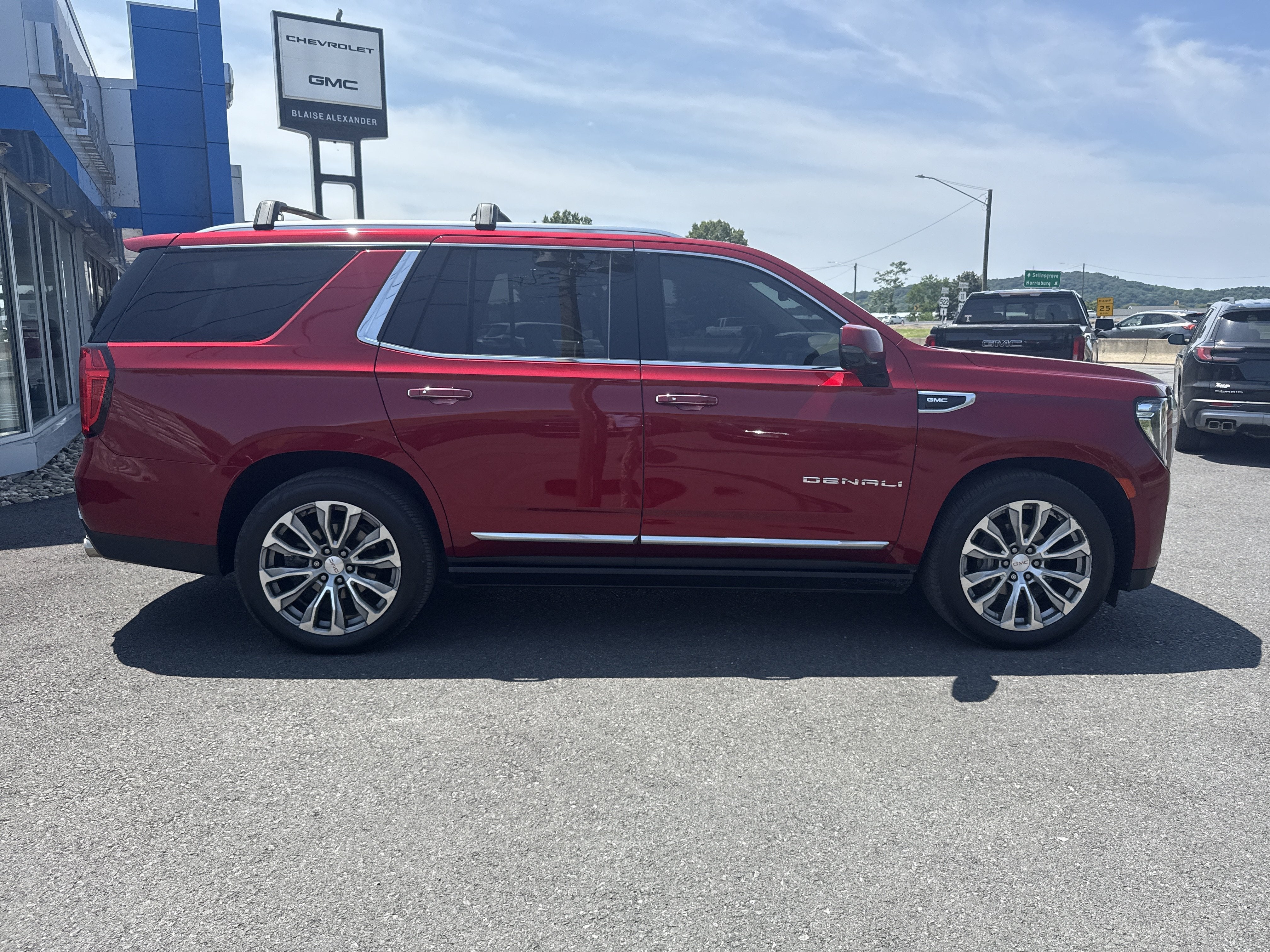 2021 GMC Yukon Denali
