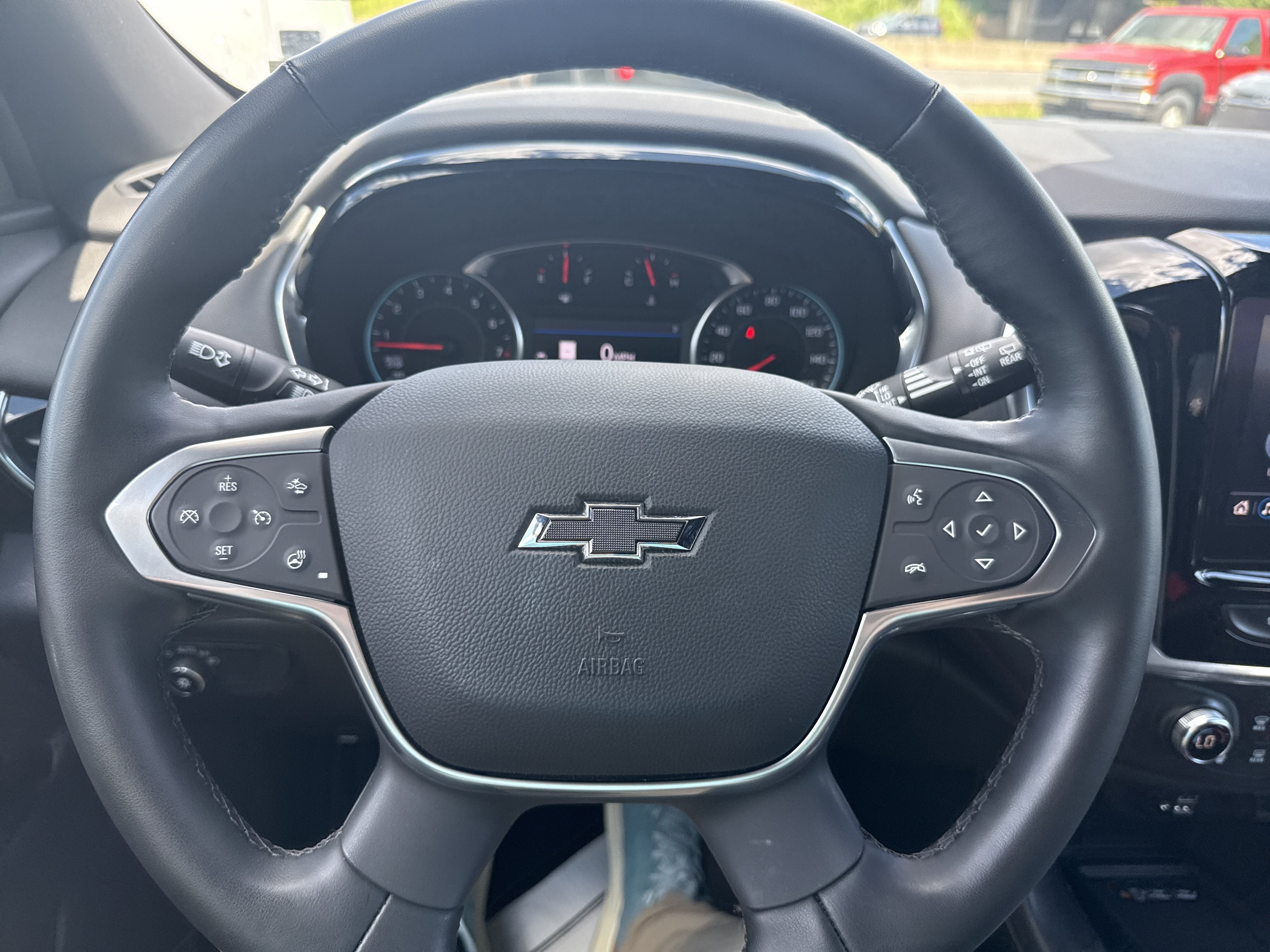 2023 Chevrolet Traverse RS