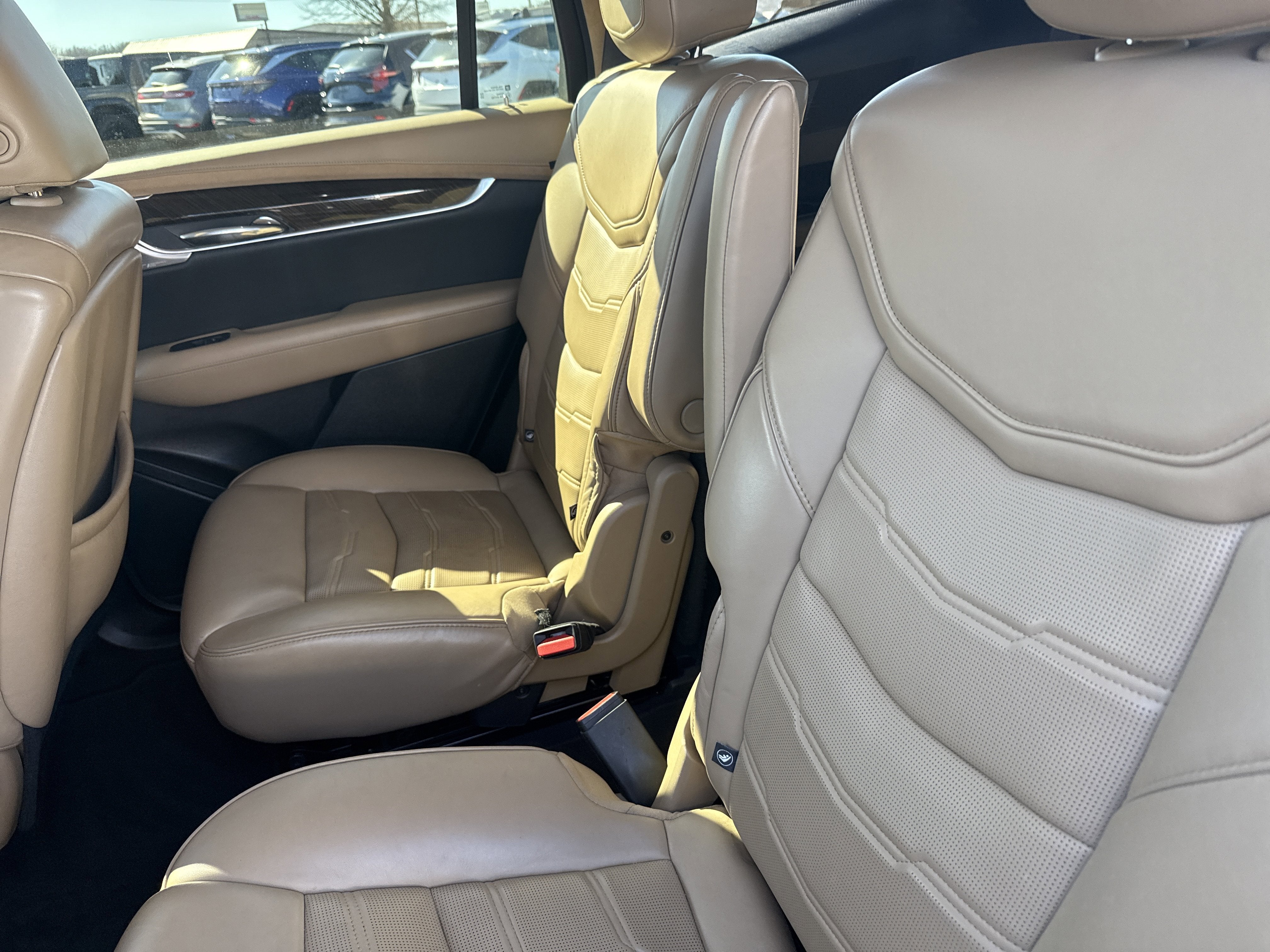 2022 Cadillac XT6 Premium Luxury