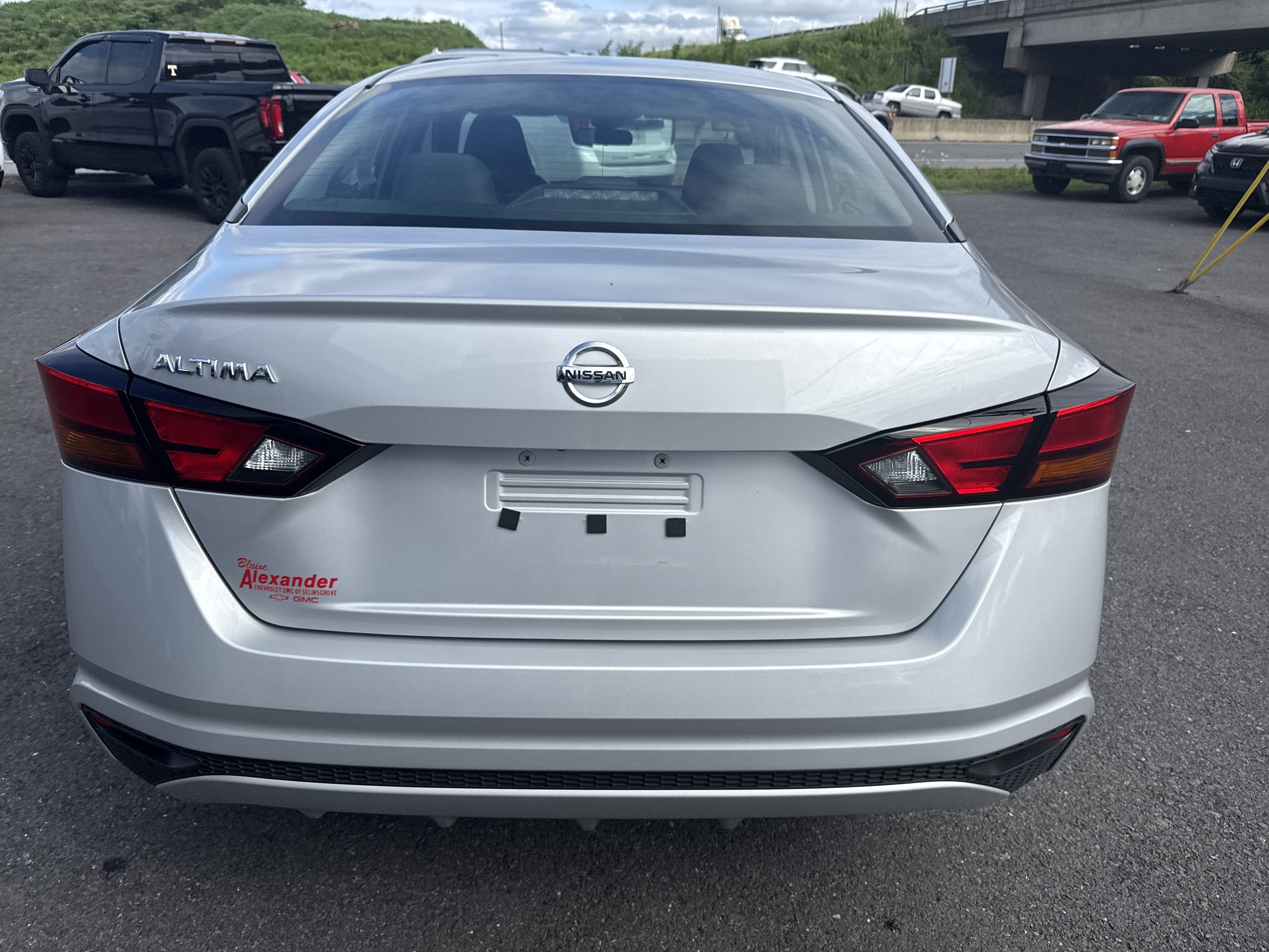 2022 Nissan Altima 2.5 S