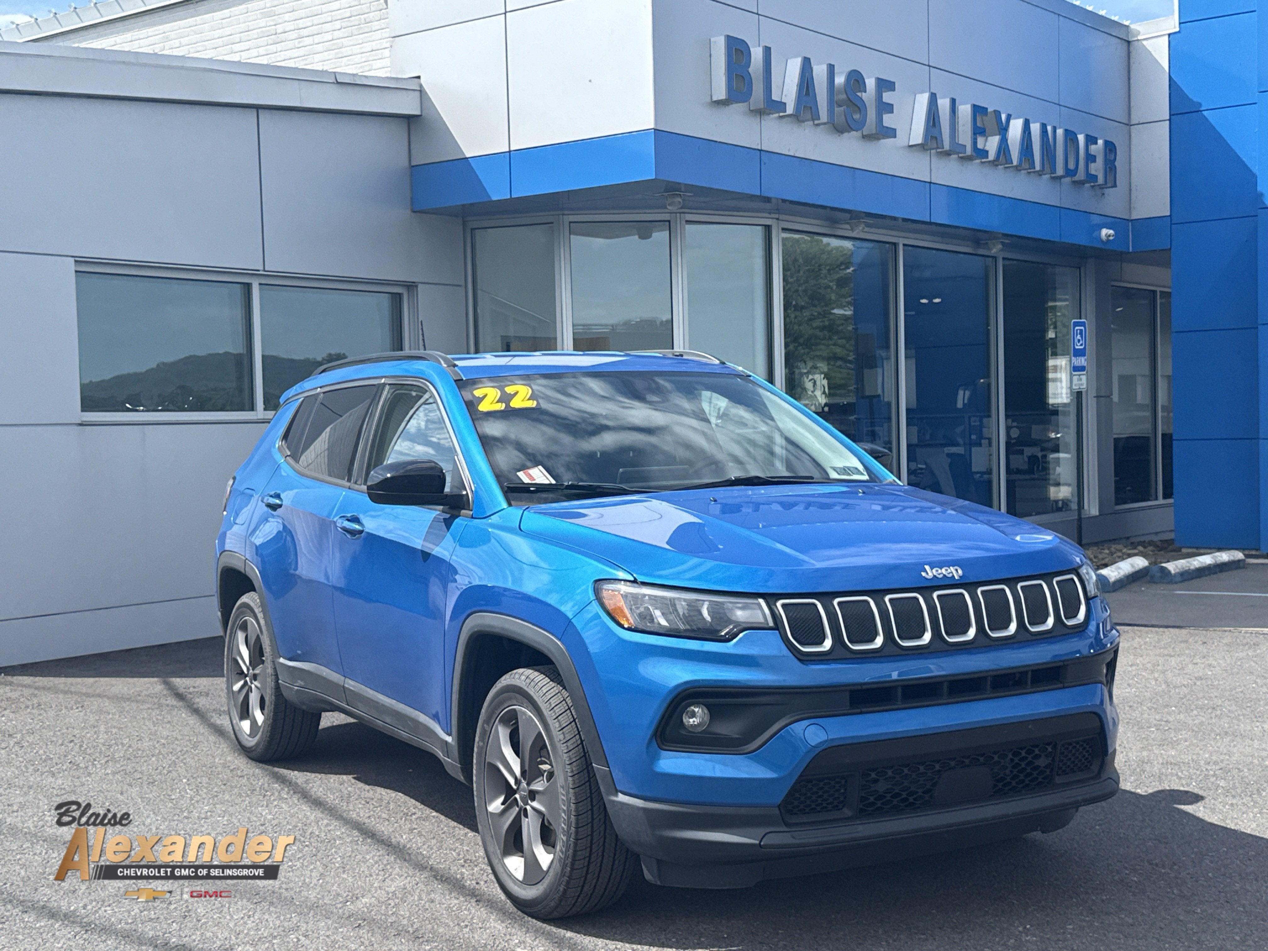 2022 Jeep Compass Latitude Lux