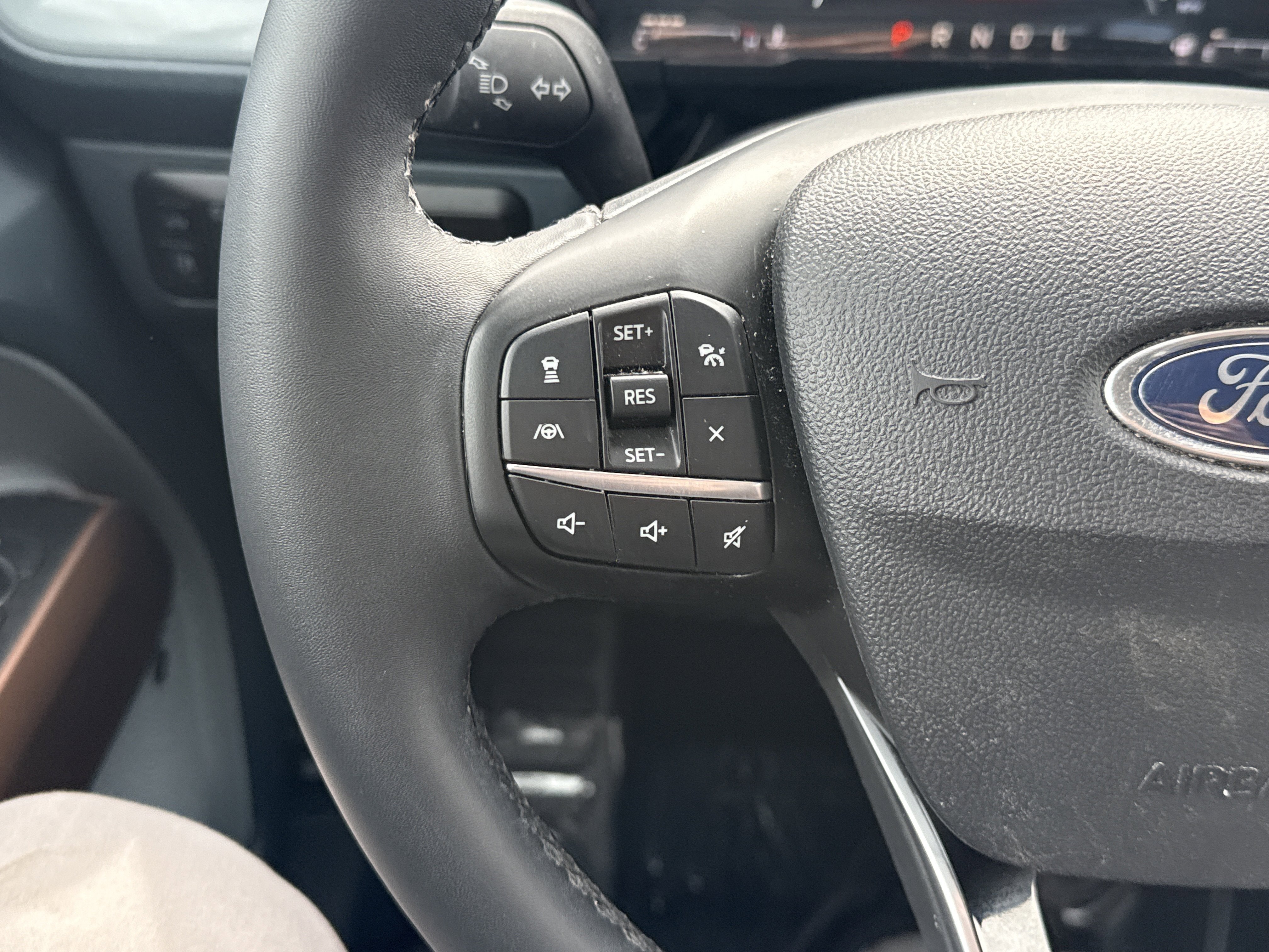 2023 Ford Maverick XL