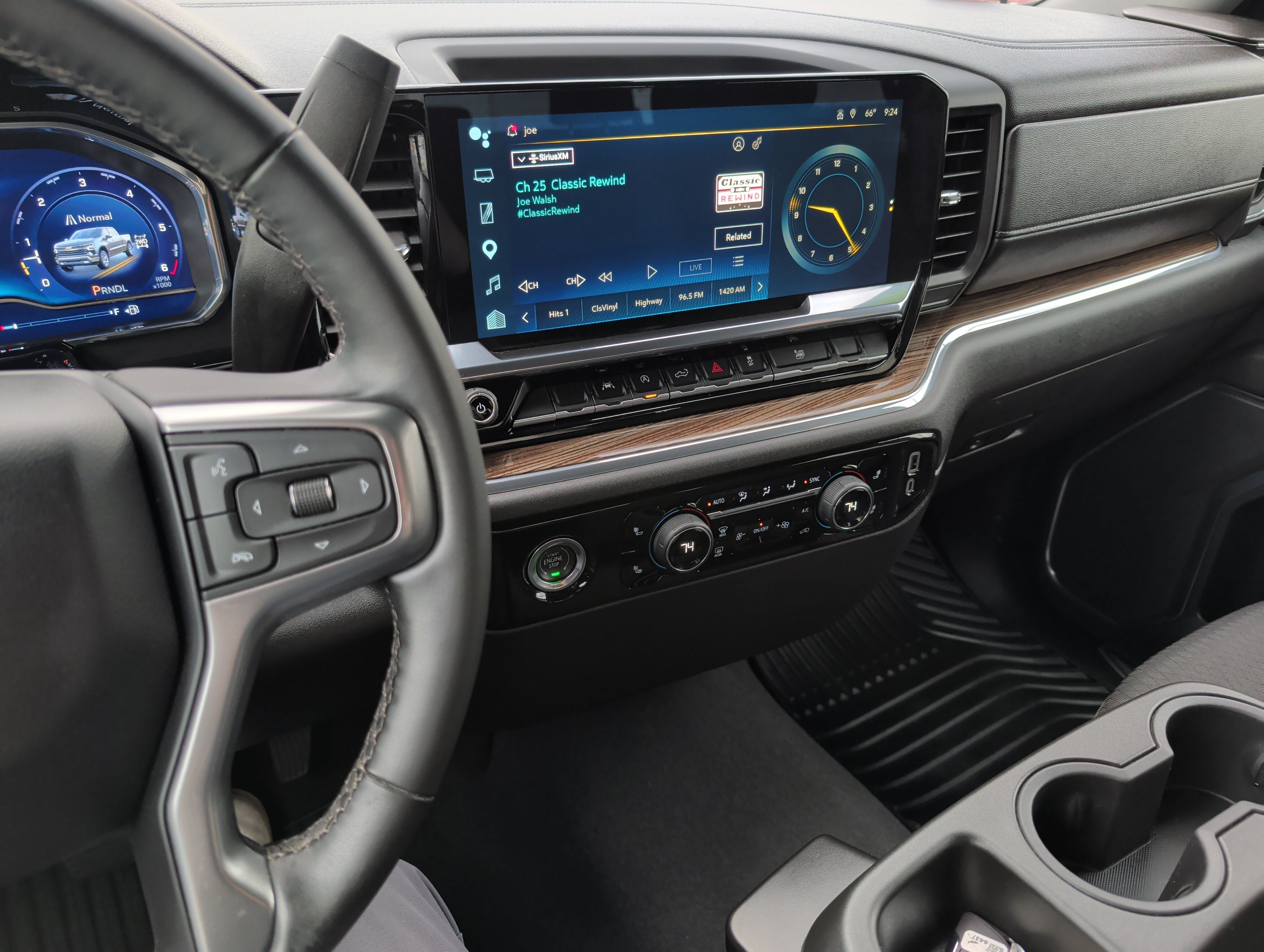2024 Chevrolet Silverado 1500 LT (2FL)