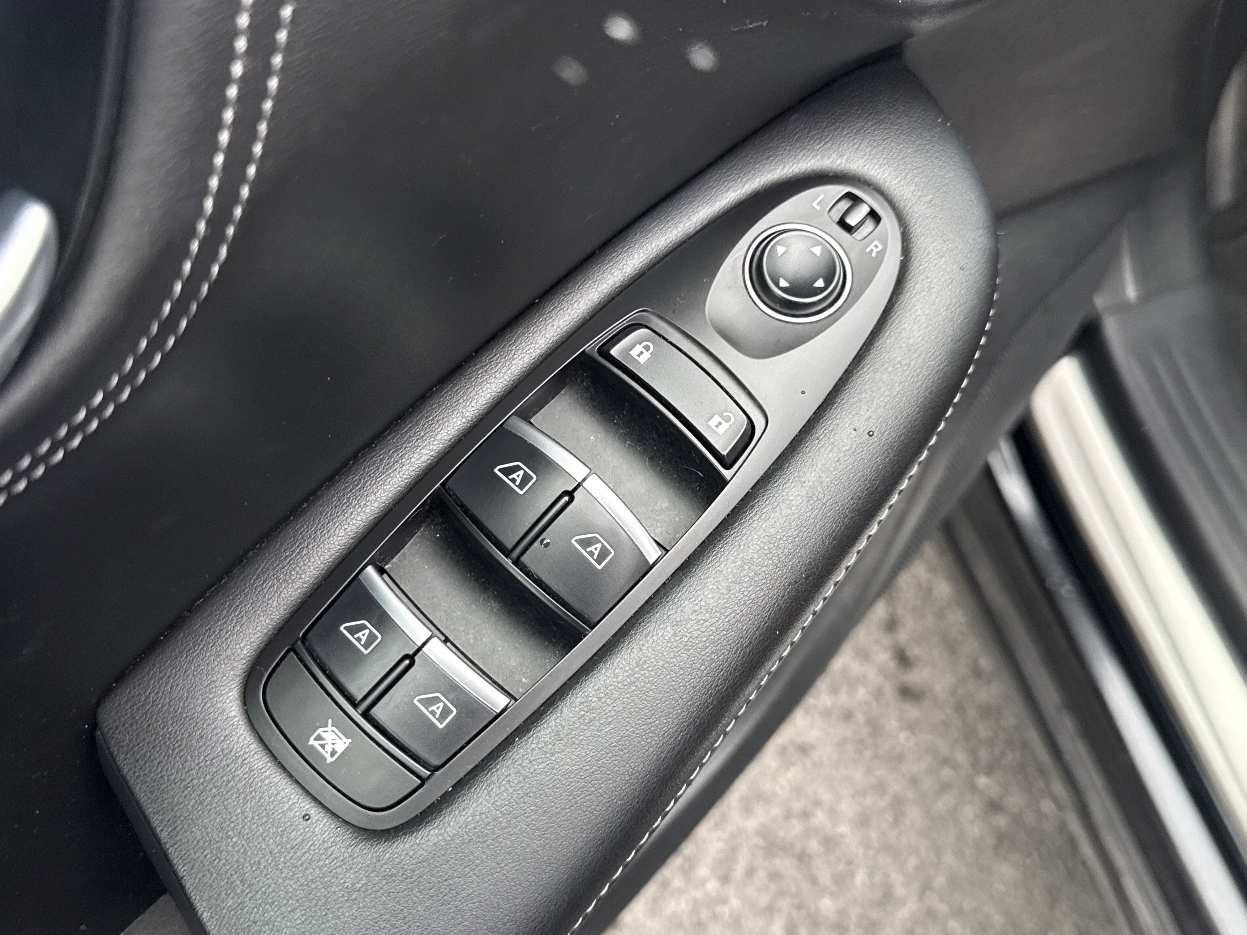 2022 INFINITI QX55 SENSORY