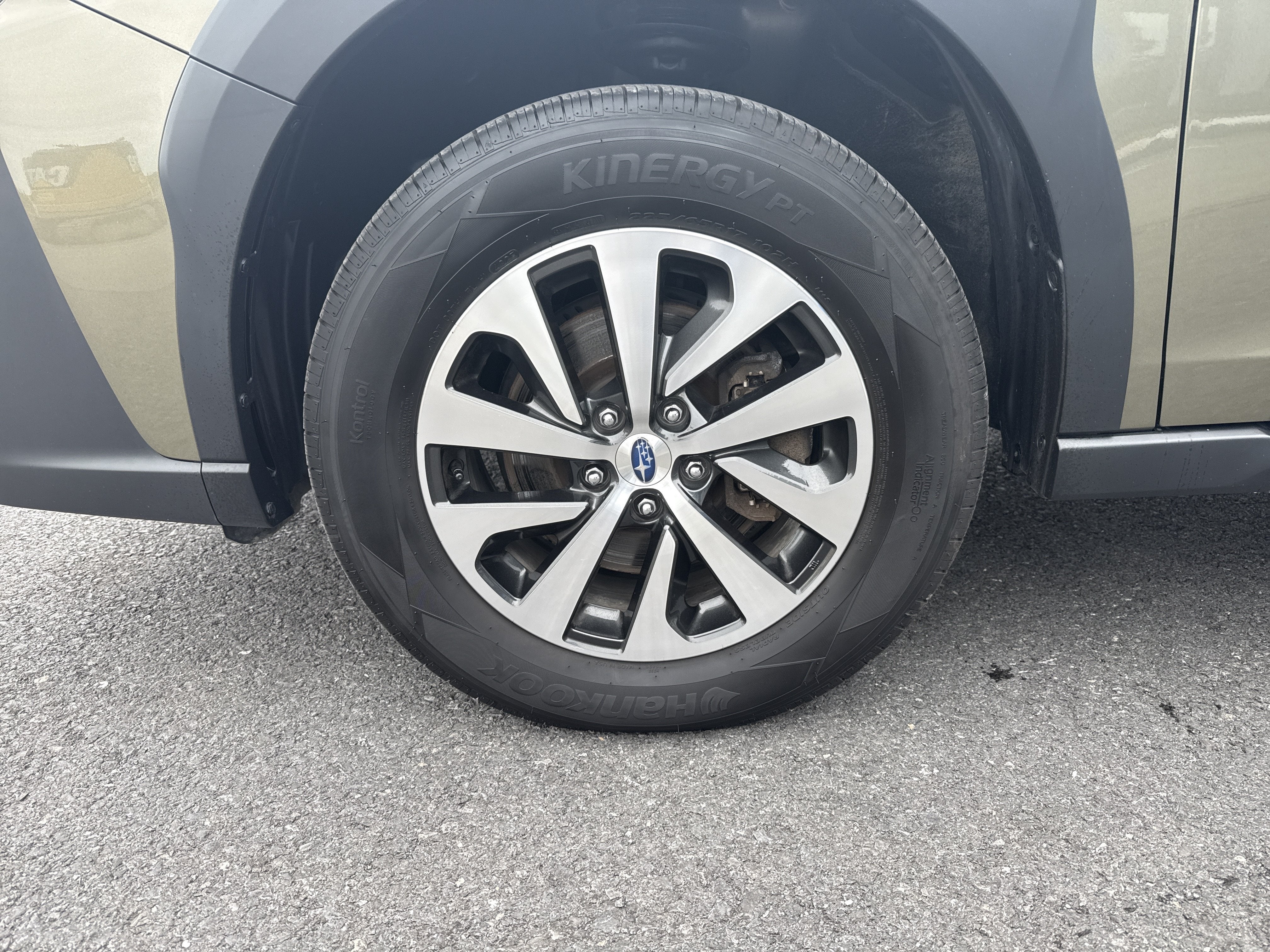 2025 Subaru Outback Premium