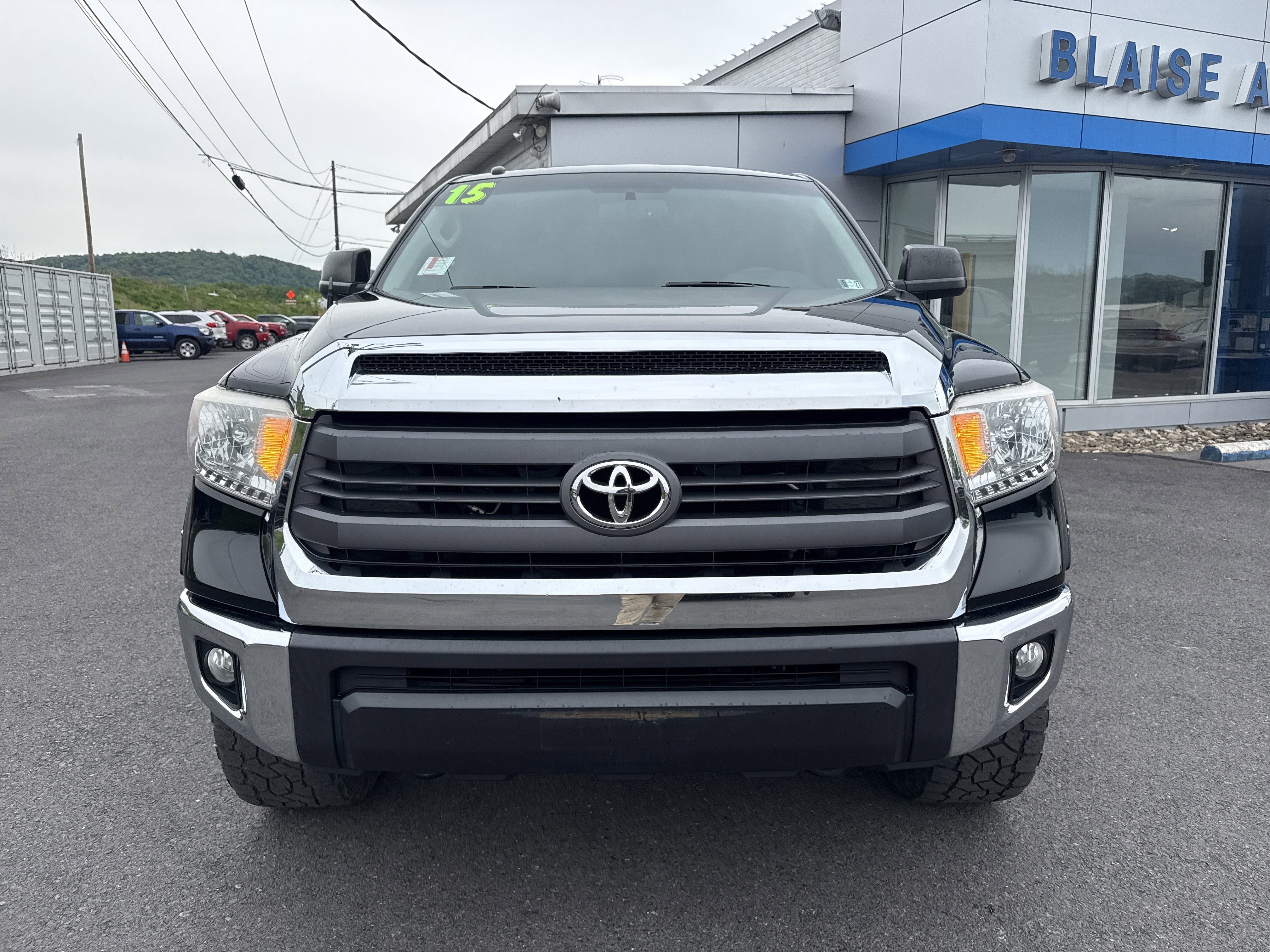2015 Toyota Tundra 4WD Truck SR5