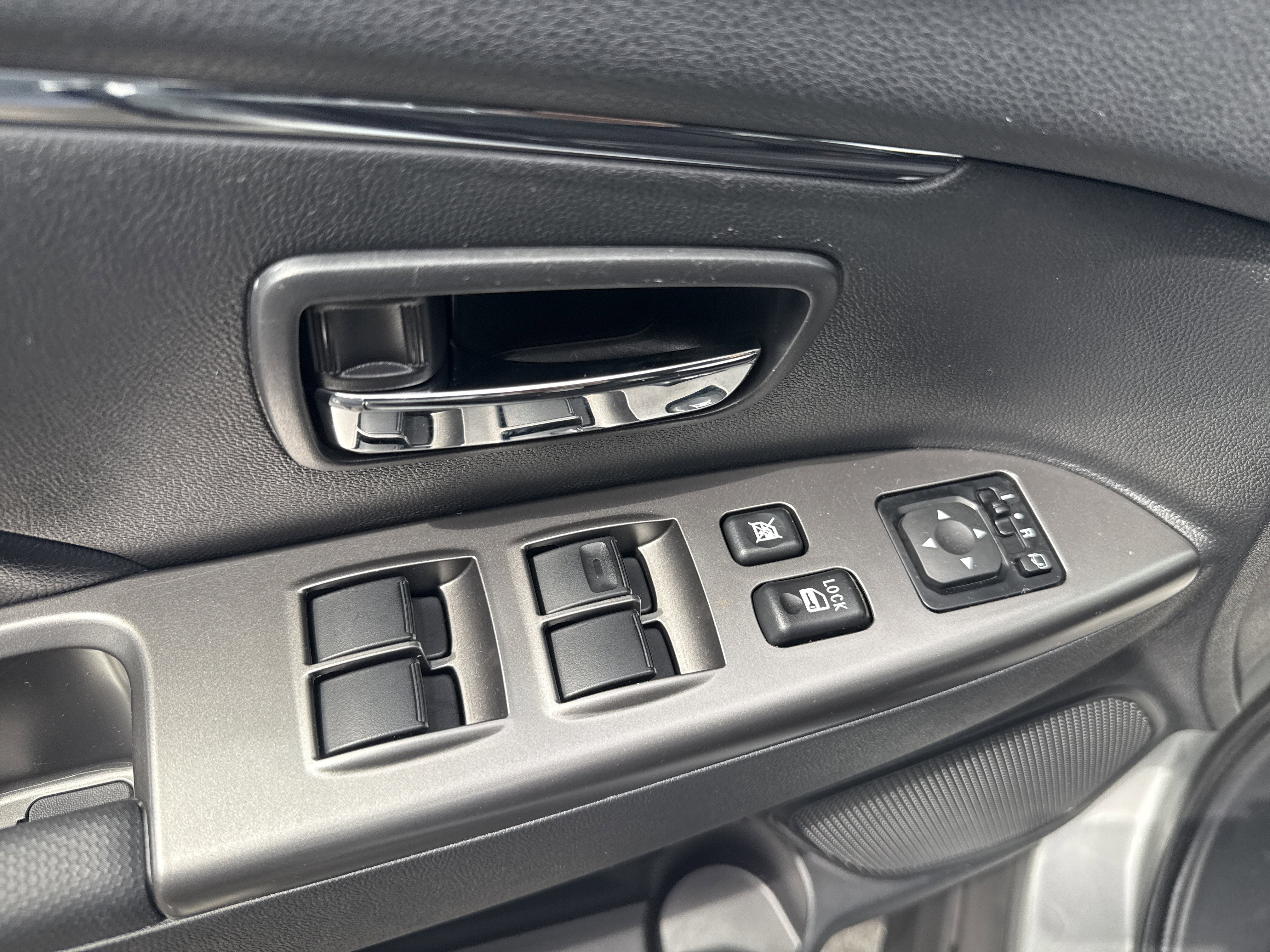 2025 Mitsubishi Outlander Sport S