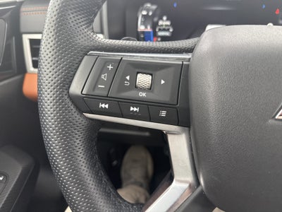 2024 Mitsubishi Outlander SEL