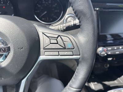 2022 Nissan Rogue Sport SV