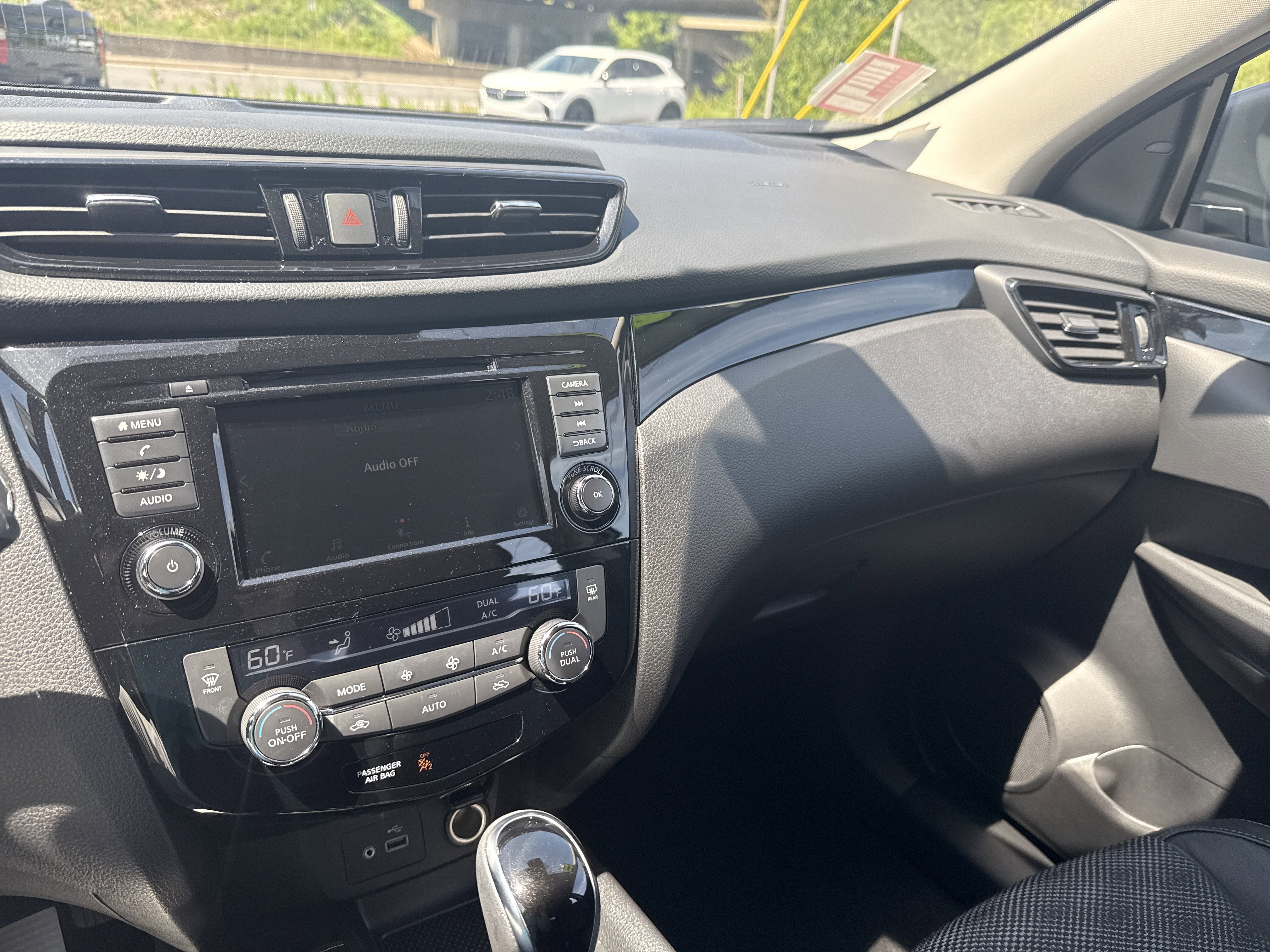 2022 Nissan Rogue Sport SV