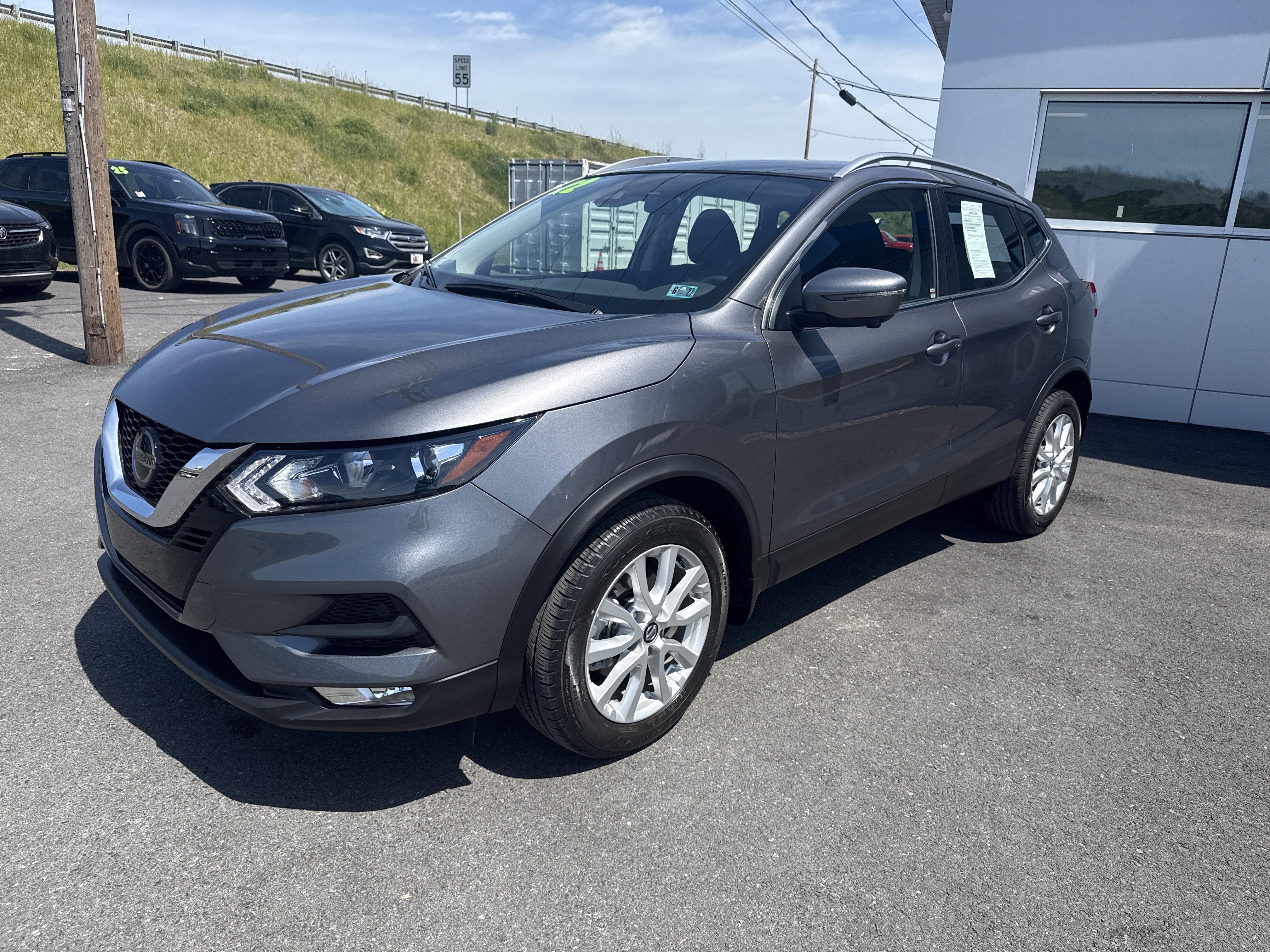 2022 Nissan Rogue Sport SV