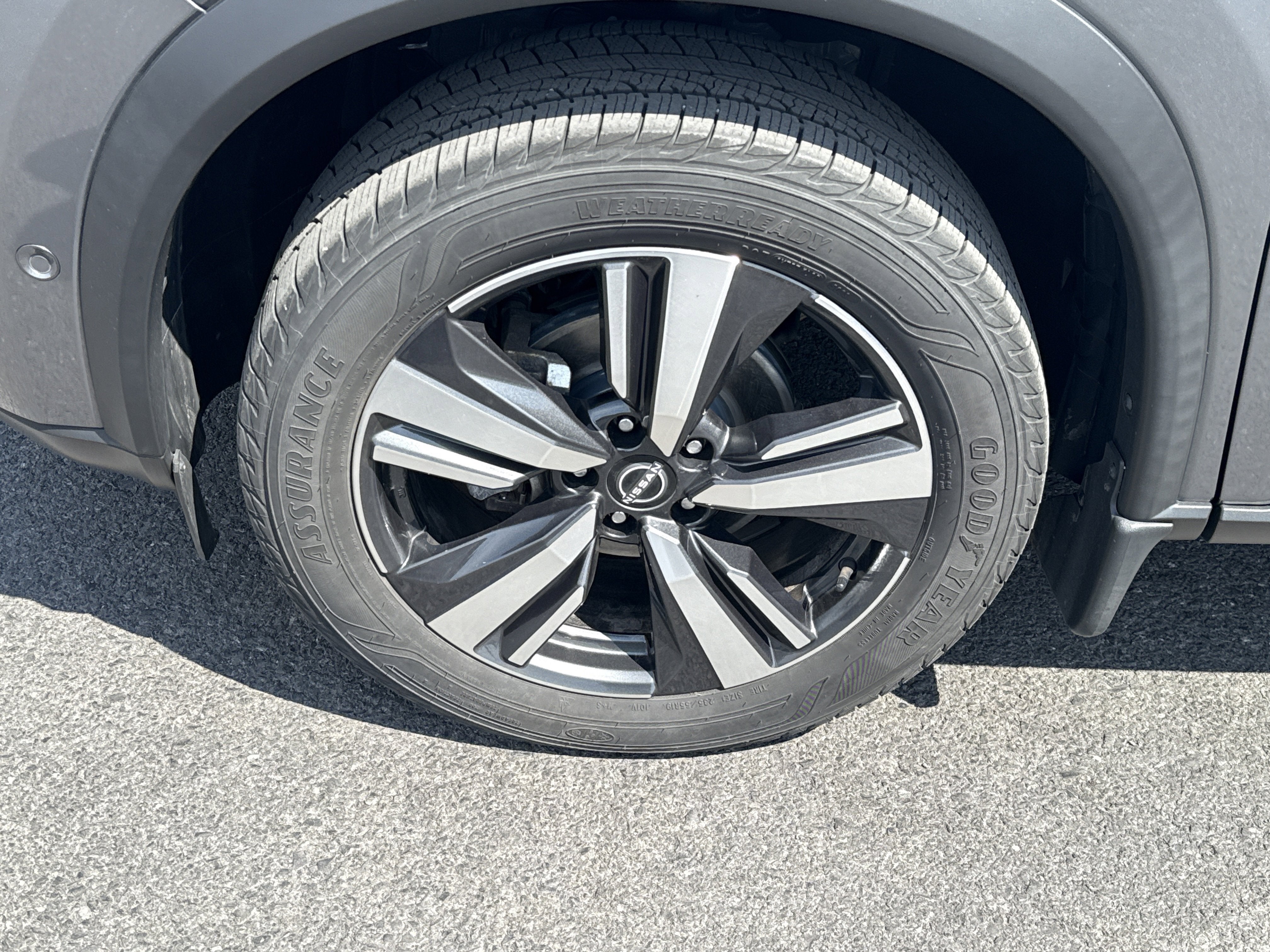 2023 Nissan Rogue SL