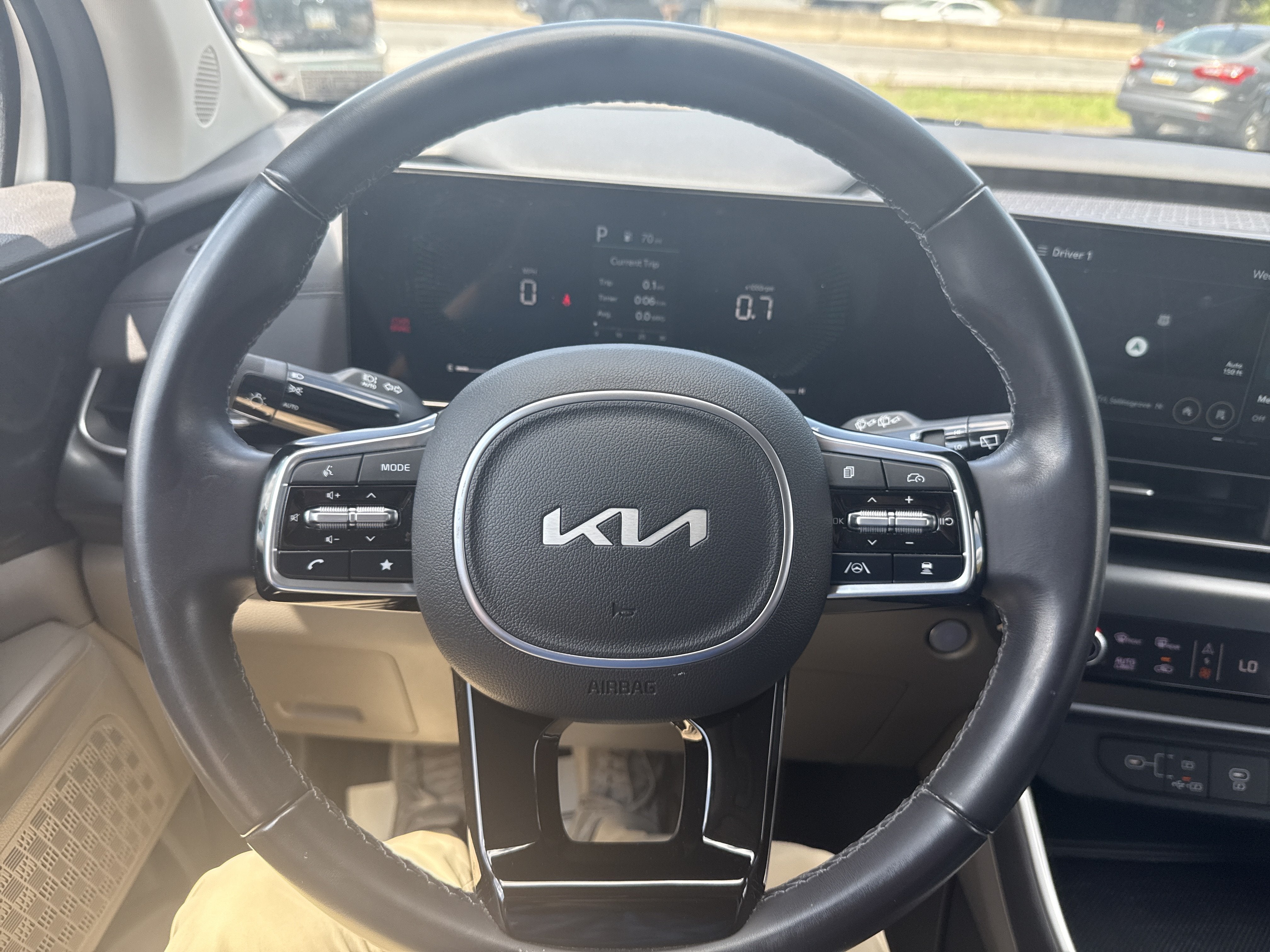 2025 Kia Carnival LXS