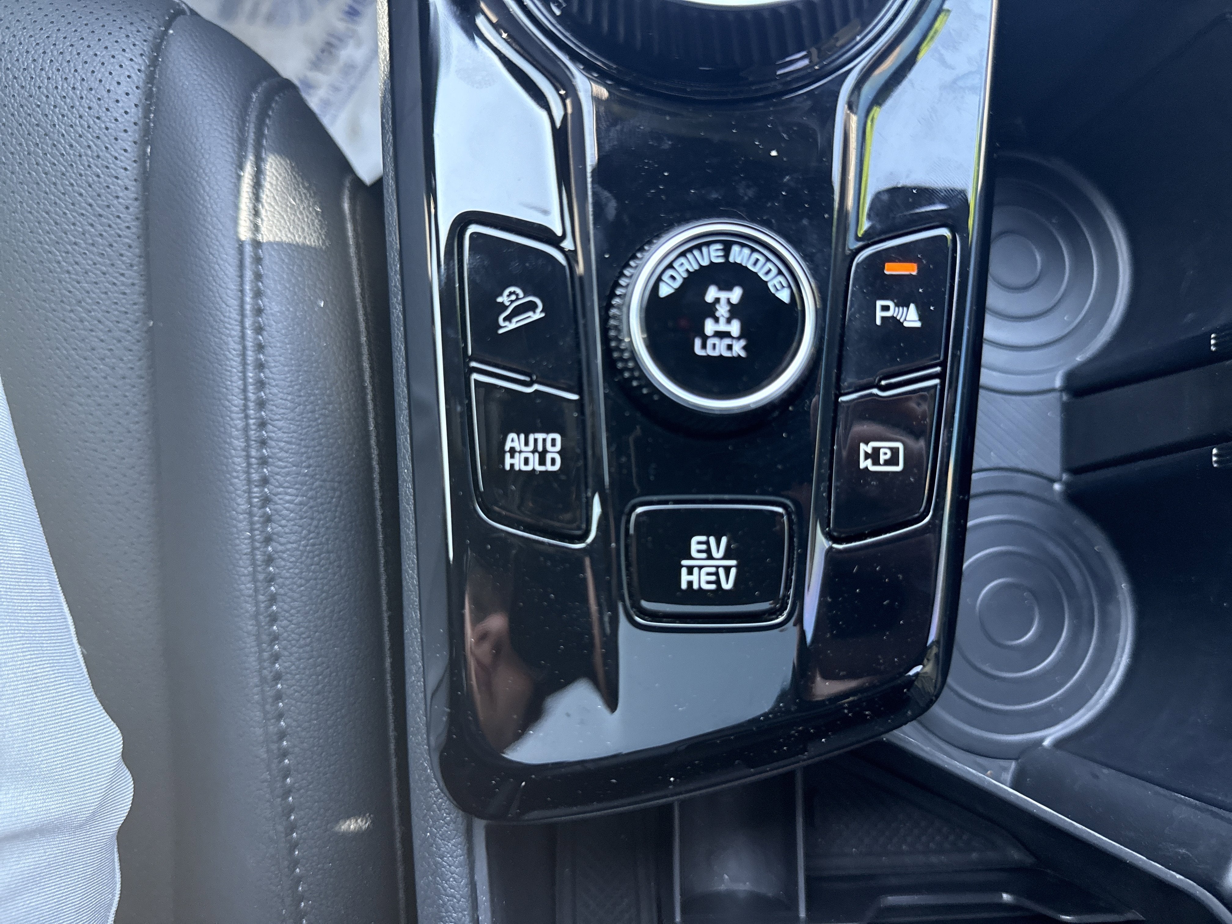 2025 Kia Sportage Plug-In Hybrid X-Line Prestige
