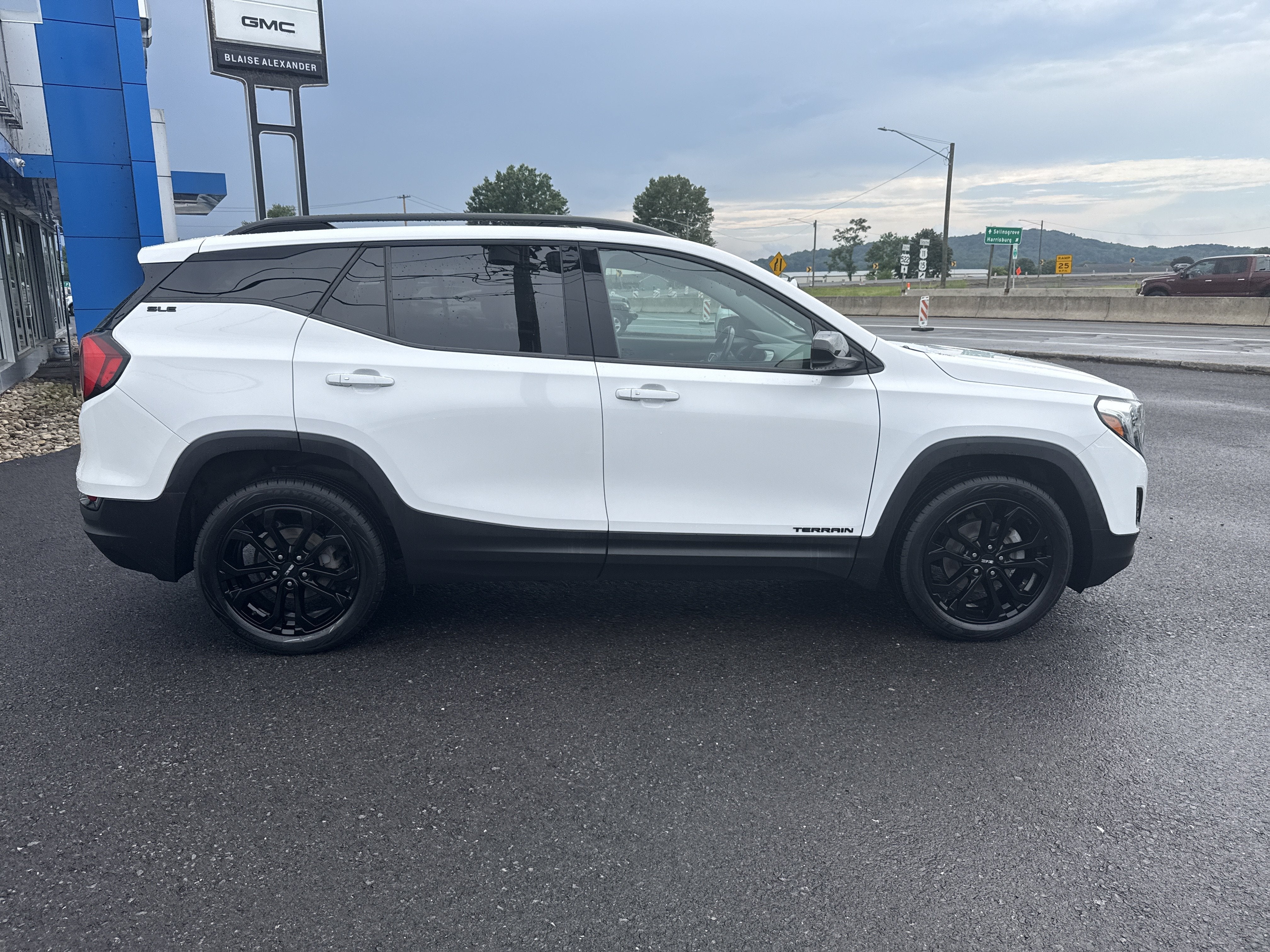 2020 GMC Terrain SLE